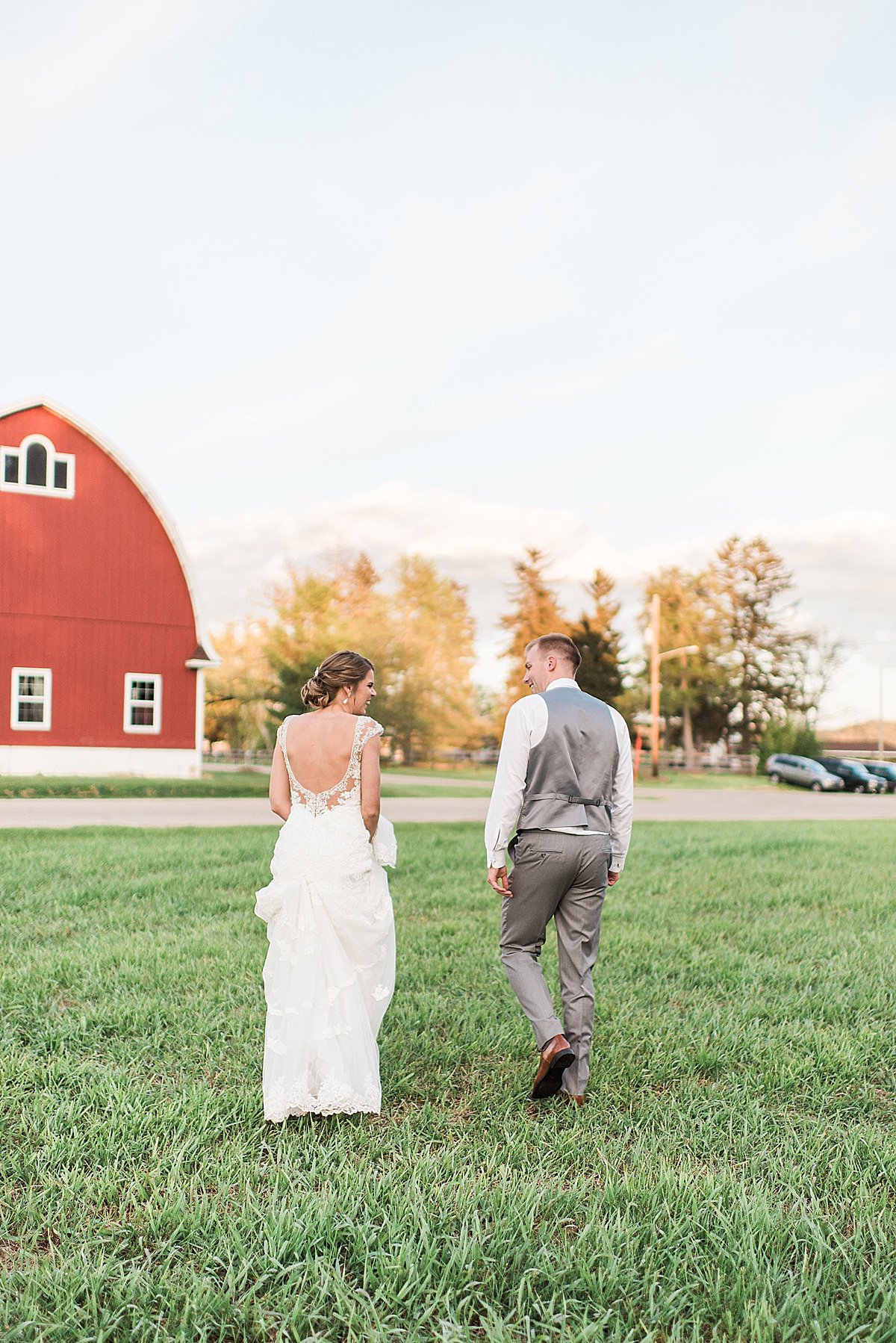 Sugarland Barn Arena, WI Wedding Photographer