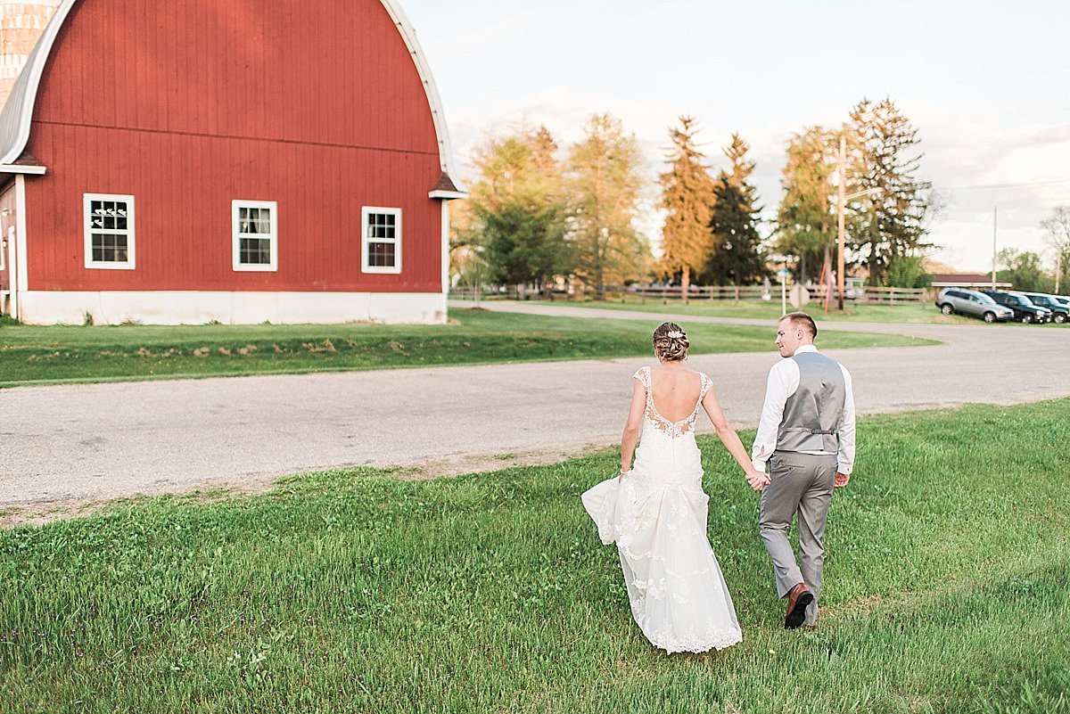 Sugarland Barn Arena, WI Wedding Photographer