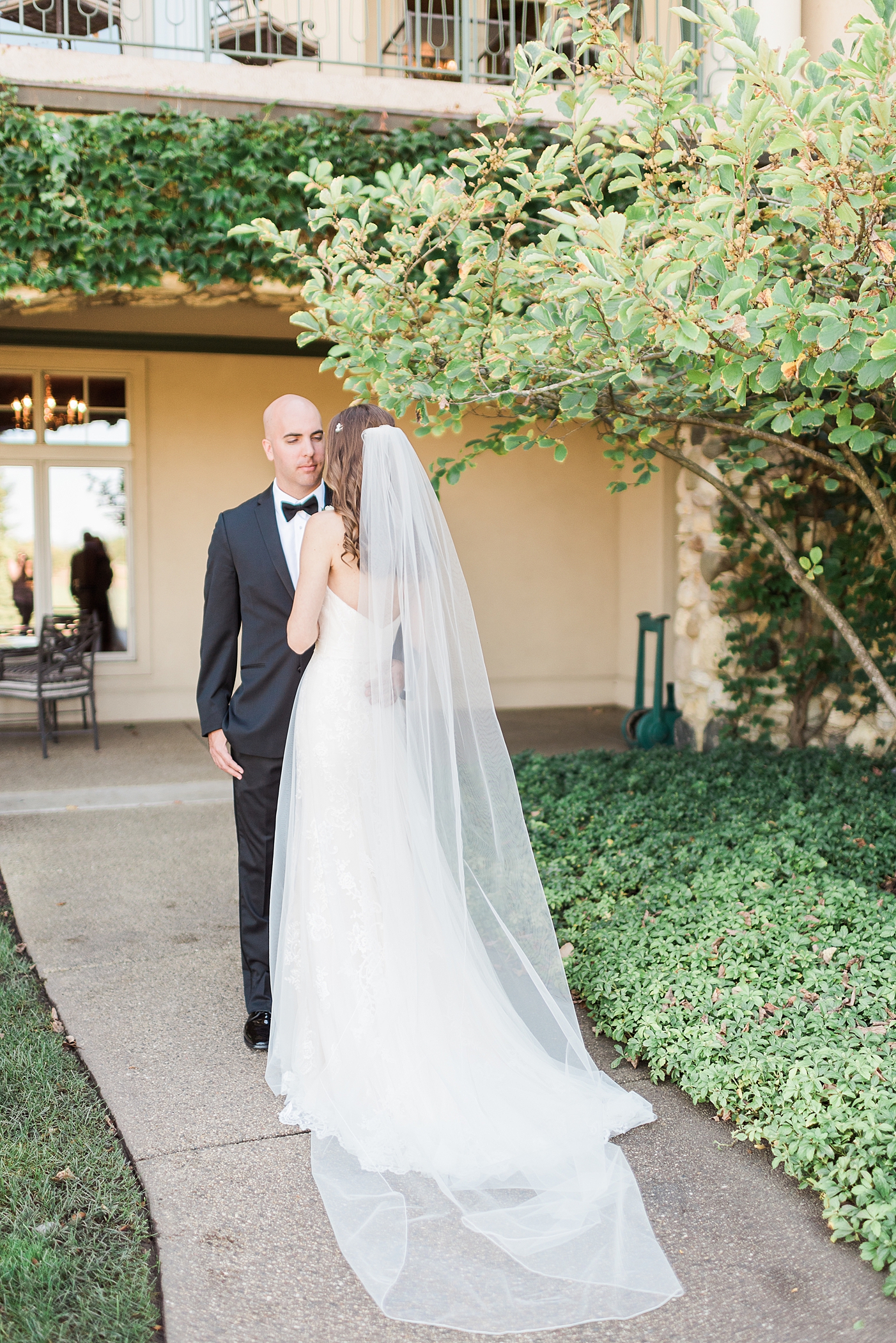 Boulder Ridge Country Club Wedding Photographer