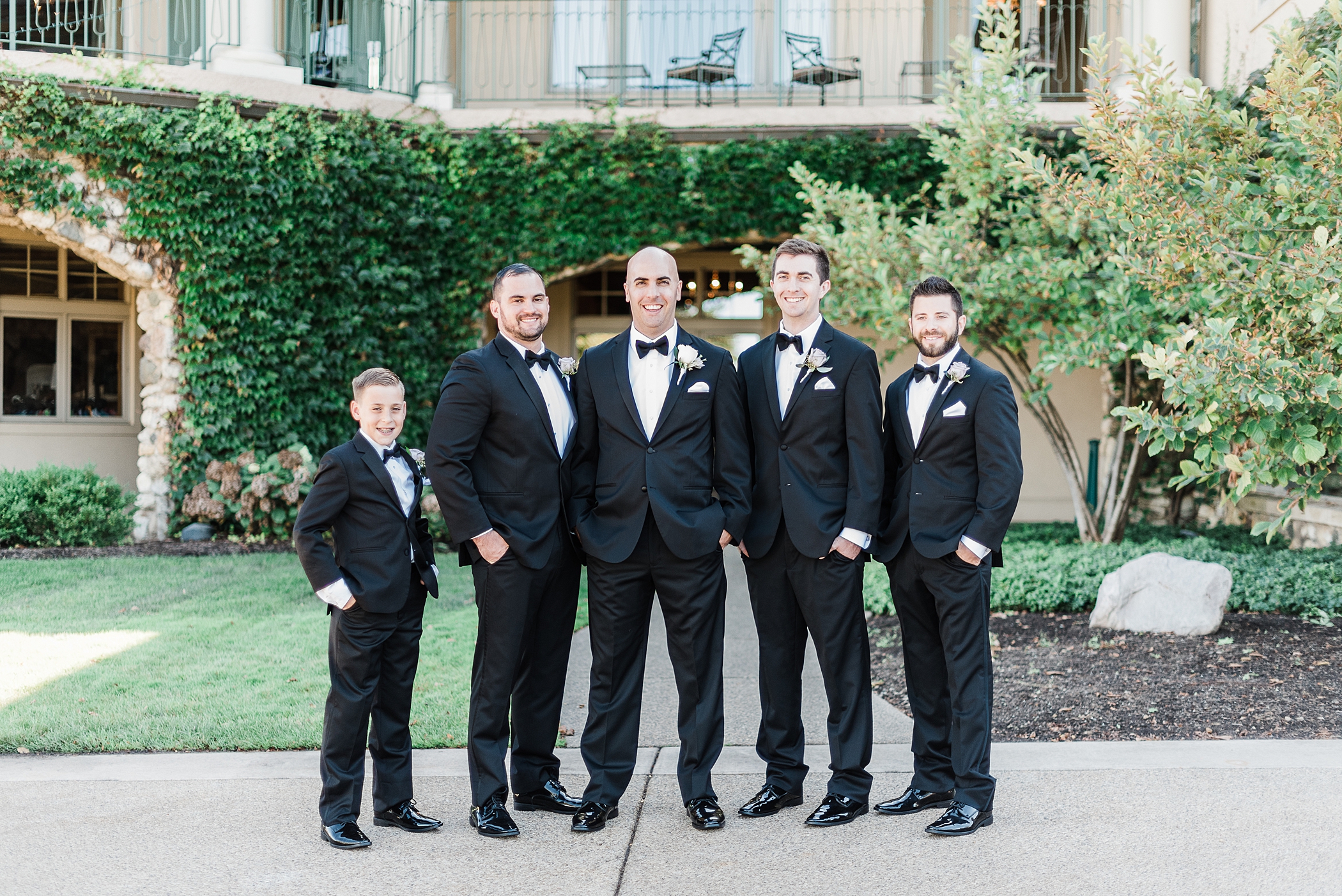 Boulder Ridge Country Club Wedding Photographer