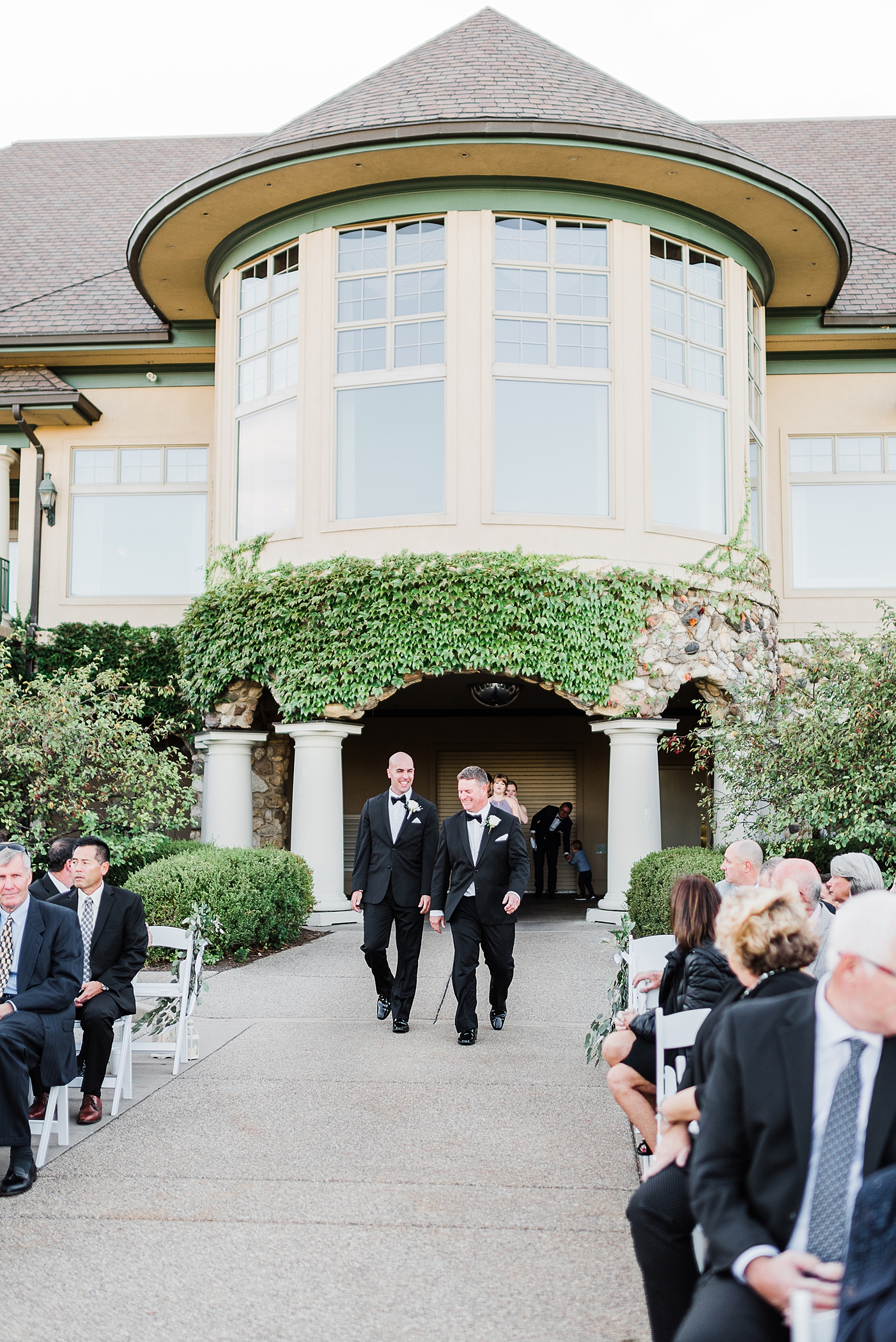 Boulder Ridge Country Club Wedding Photographer