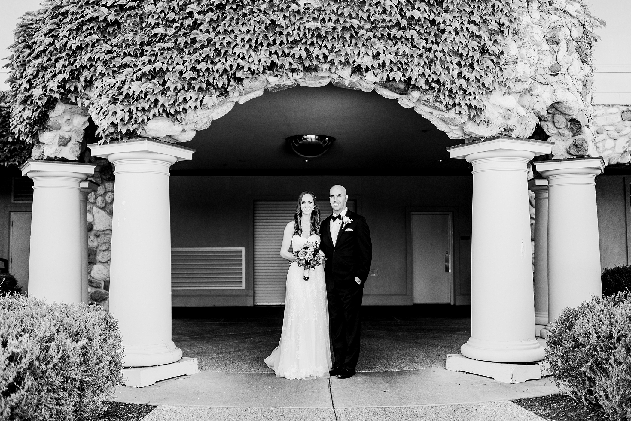 Boulder Ridge Country Club Wedding Photographer