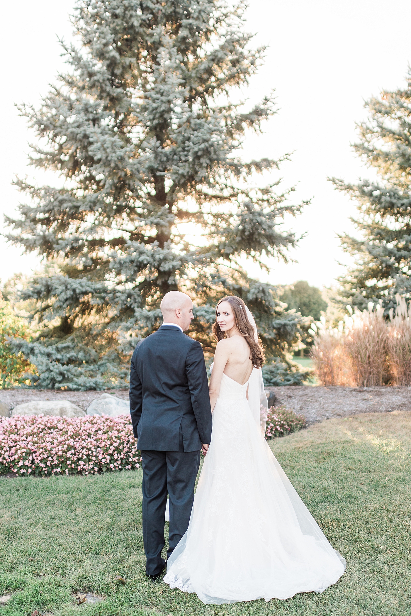 Boulder Ridge Country Club Wedding Photographer