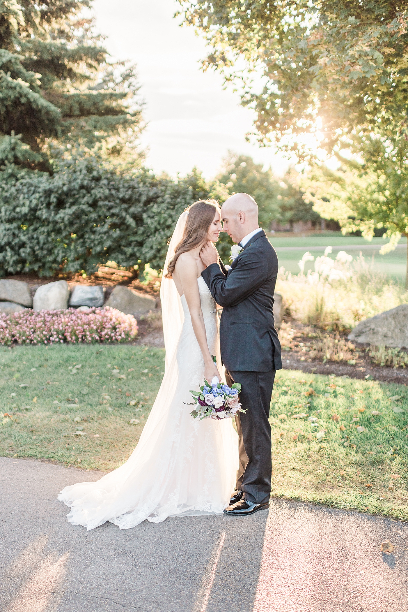 Boulder Ridge Country Club Wedding Photographer