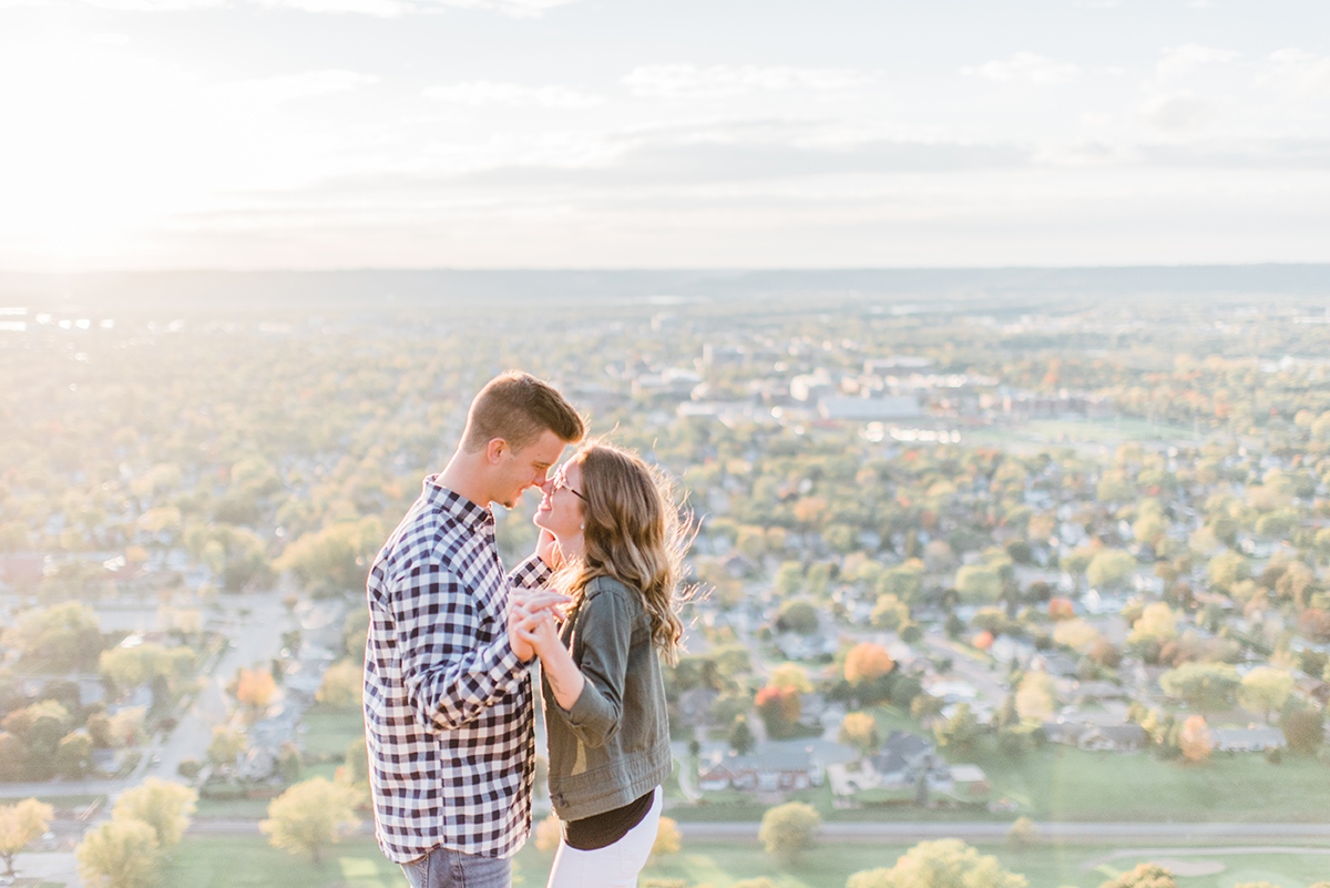 La Crosse, WI Wedding Photographer