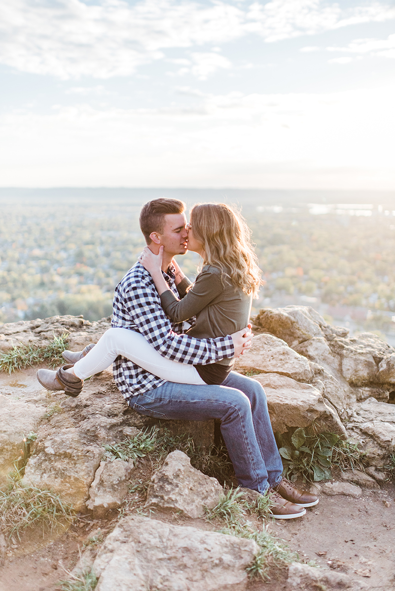 La Crosse, WI Wedding Photographer