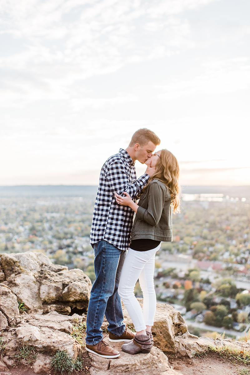 La Crosse, WI Wedding Photographer