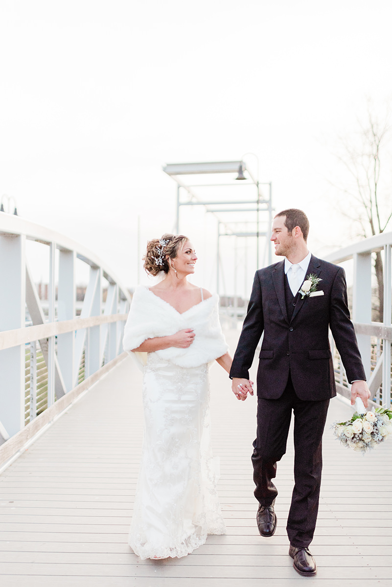 Madison, WI Wedding Photographers - Larissa Marie Photography