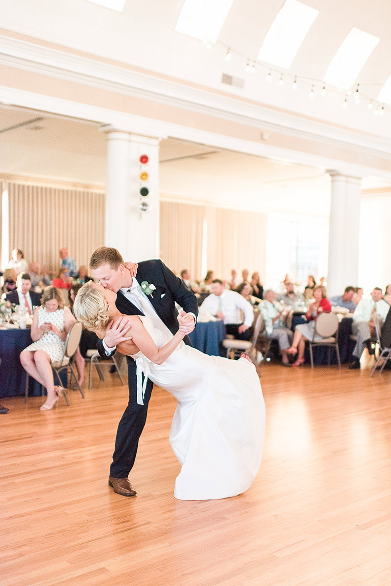 Madison, WI Wedding Photographers - Larissa Marie Photography