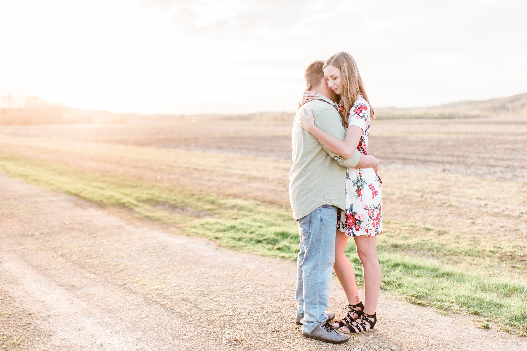 Mauston, WI Engagement Photographer - Larissa Marie Photography