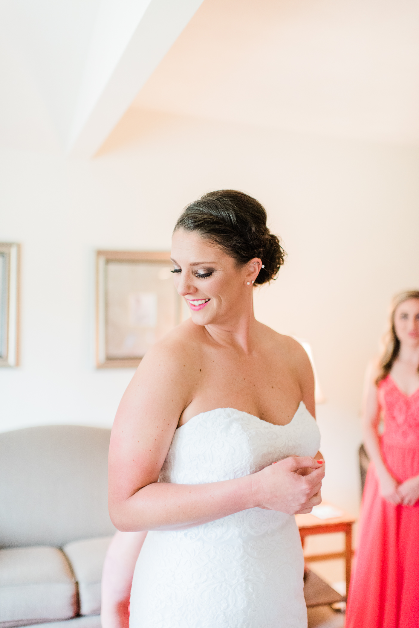 Green Bay, WI Wedding Photographers - Larissa Marie Photography