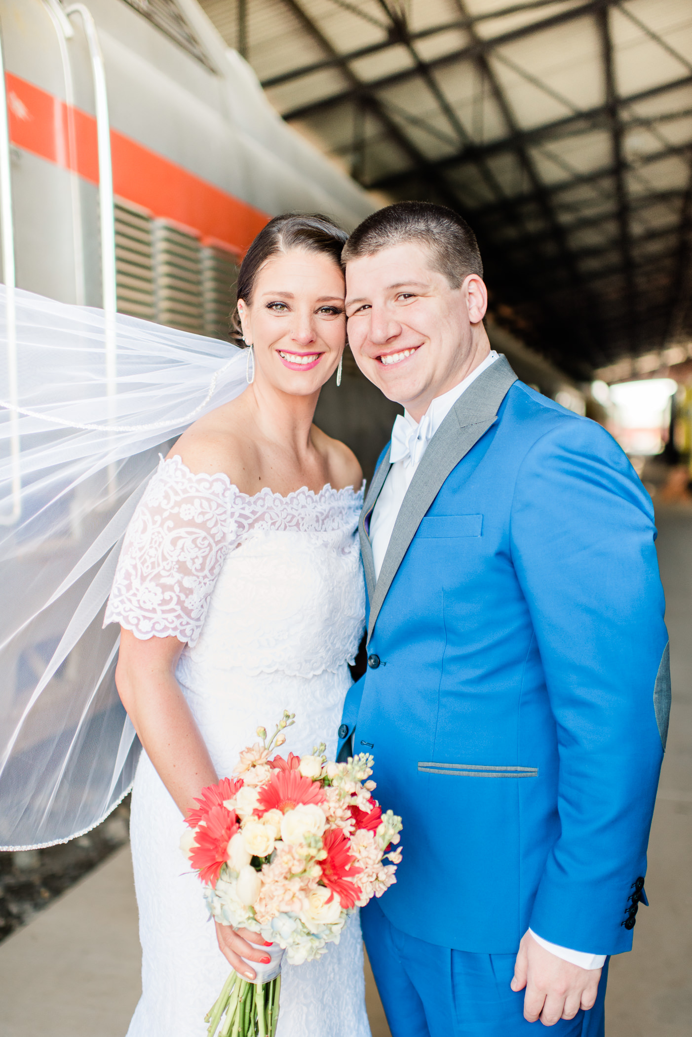 Green Bay, WI Wedding Photographers - Larissa Marie Photography