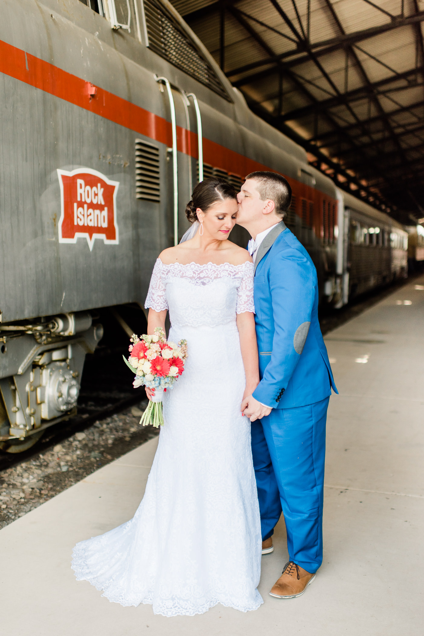 Green Bay, WI Wedding Photographers - Larissa Marie Photography