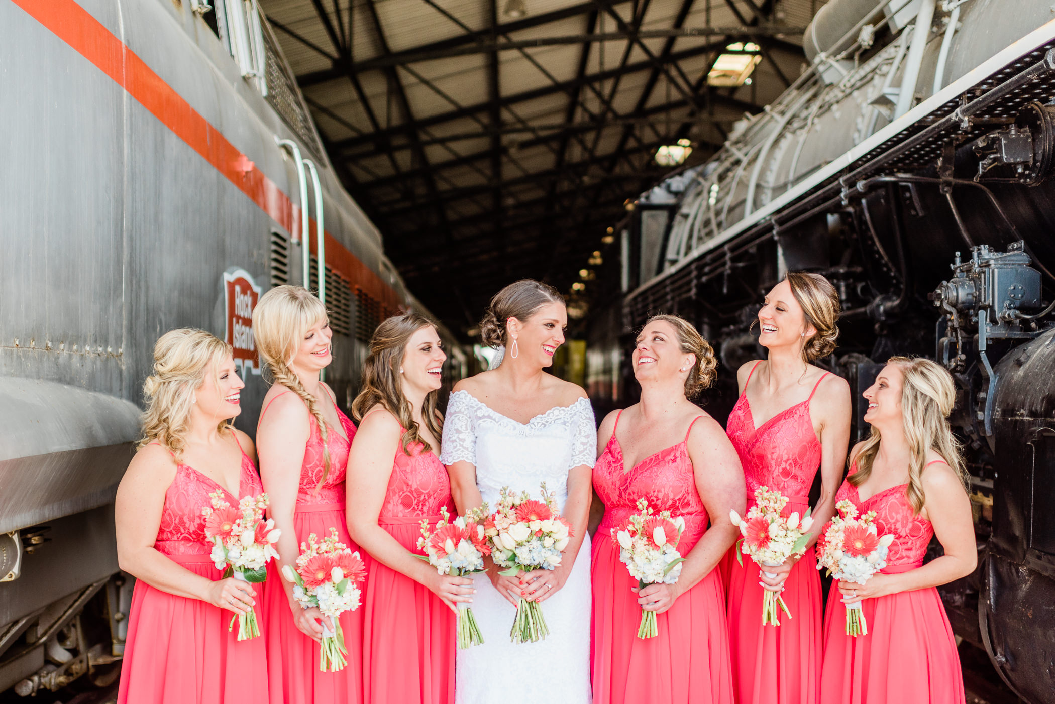 Green Bay, WI Wedding Photographers - Larissa Marie Photography