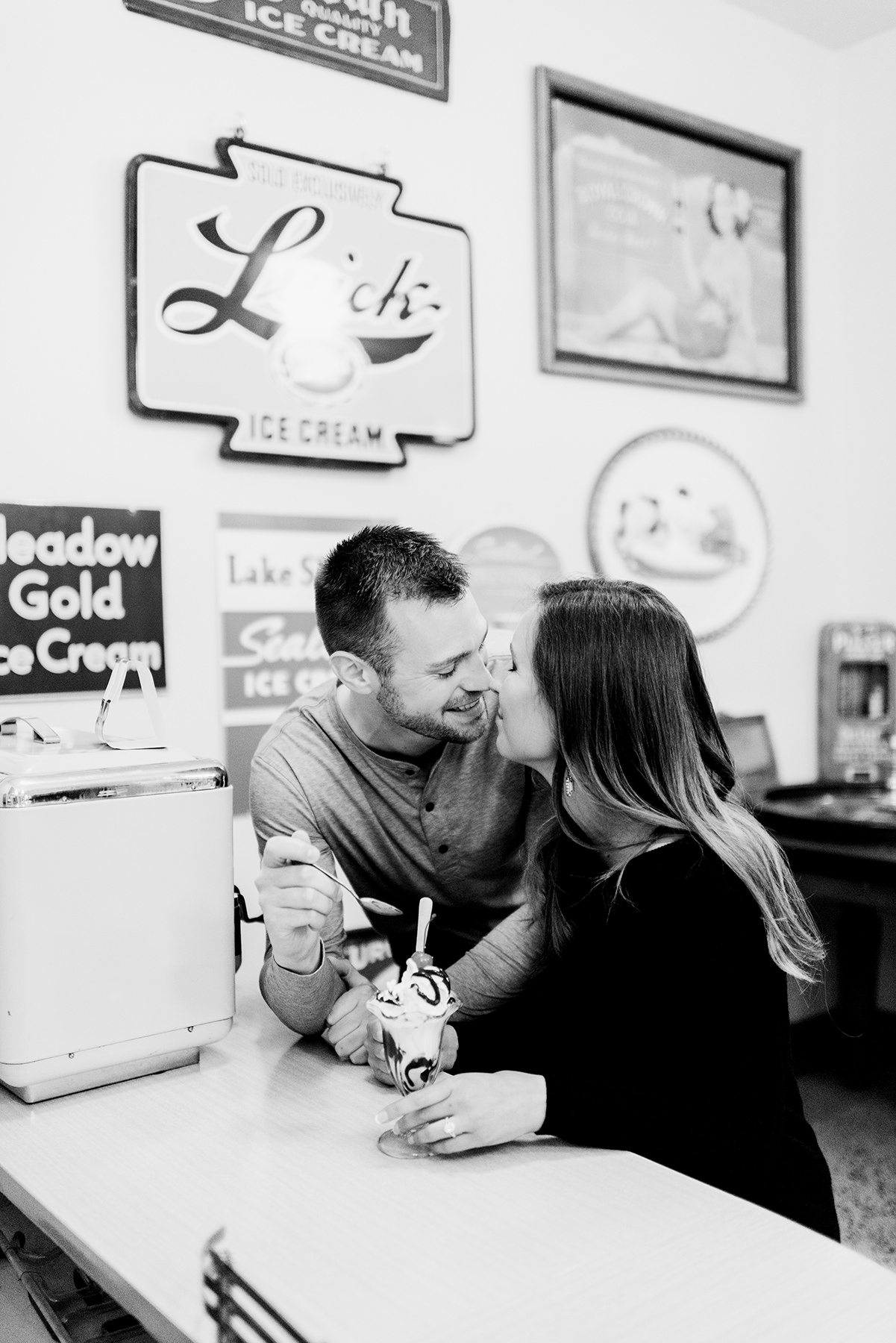 Elkhart Lake Engagement Session - Larissa Marie Photography