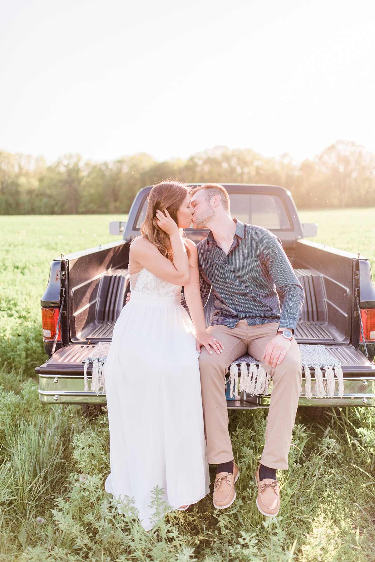 Elkhart Lake Engagement Session - Larissa Marie Photography