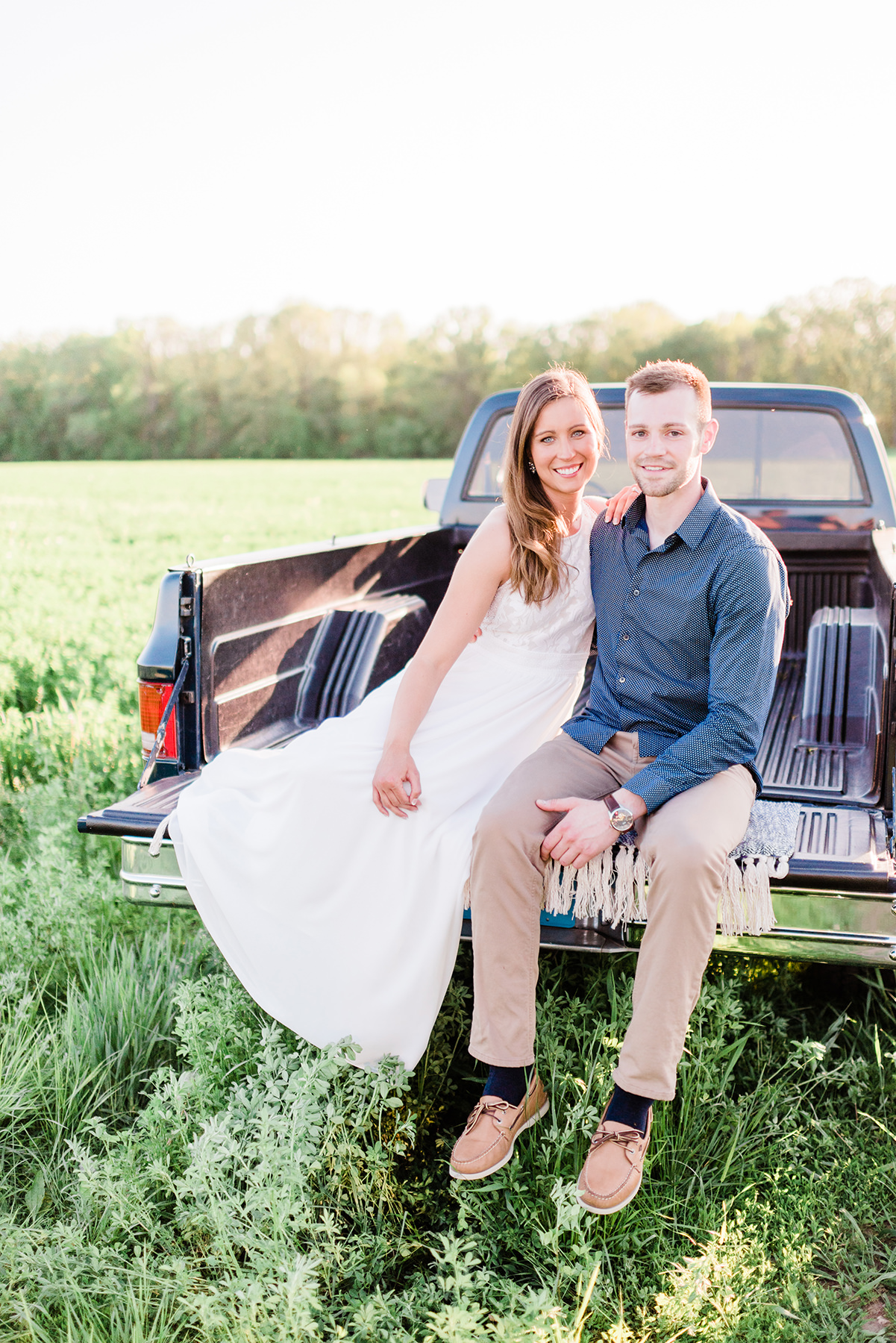 Elkhart Lake Engagement Session - Larissa Marie Photography