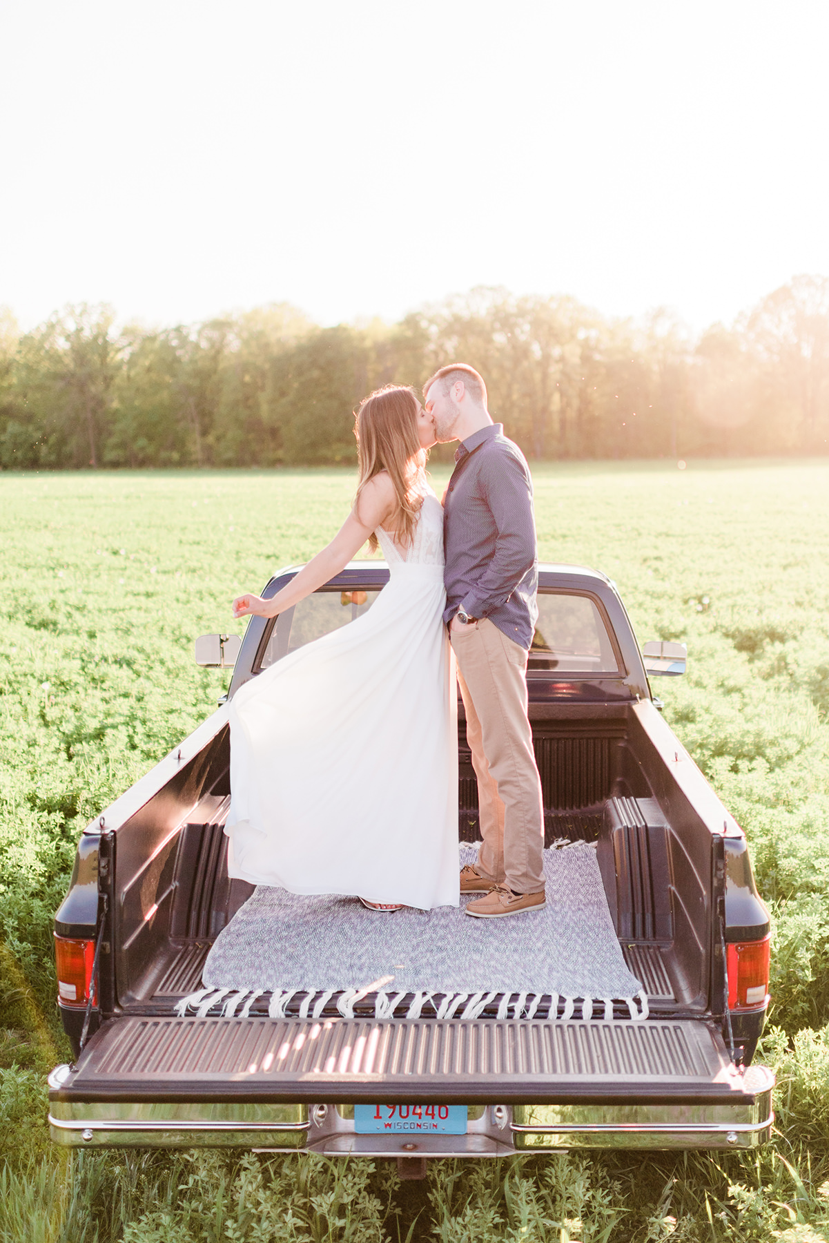 Elkhart Lake Engagement Session - Larissa Marie Photography