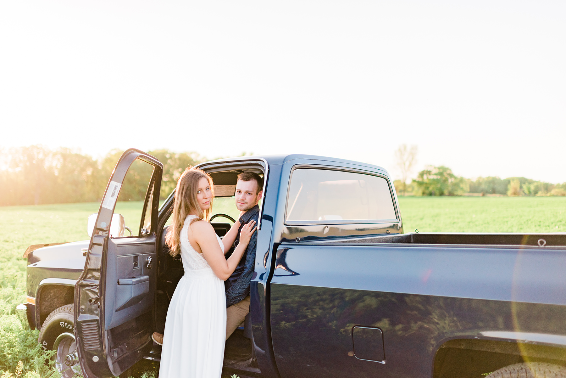 Elkhart Lake Engagement Session - Larissa Marie Photography