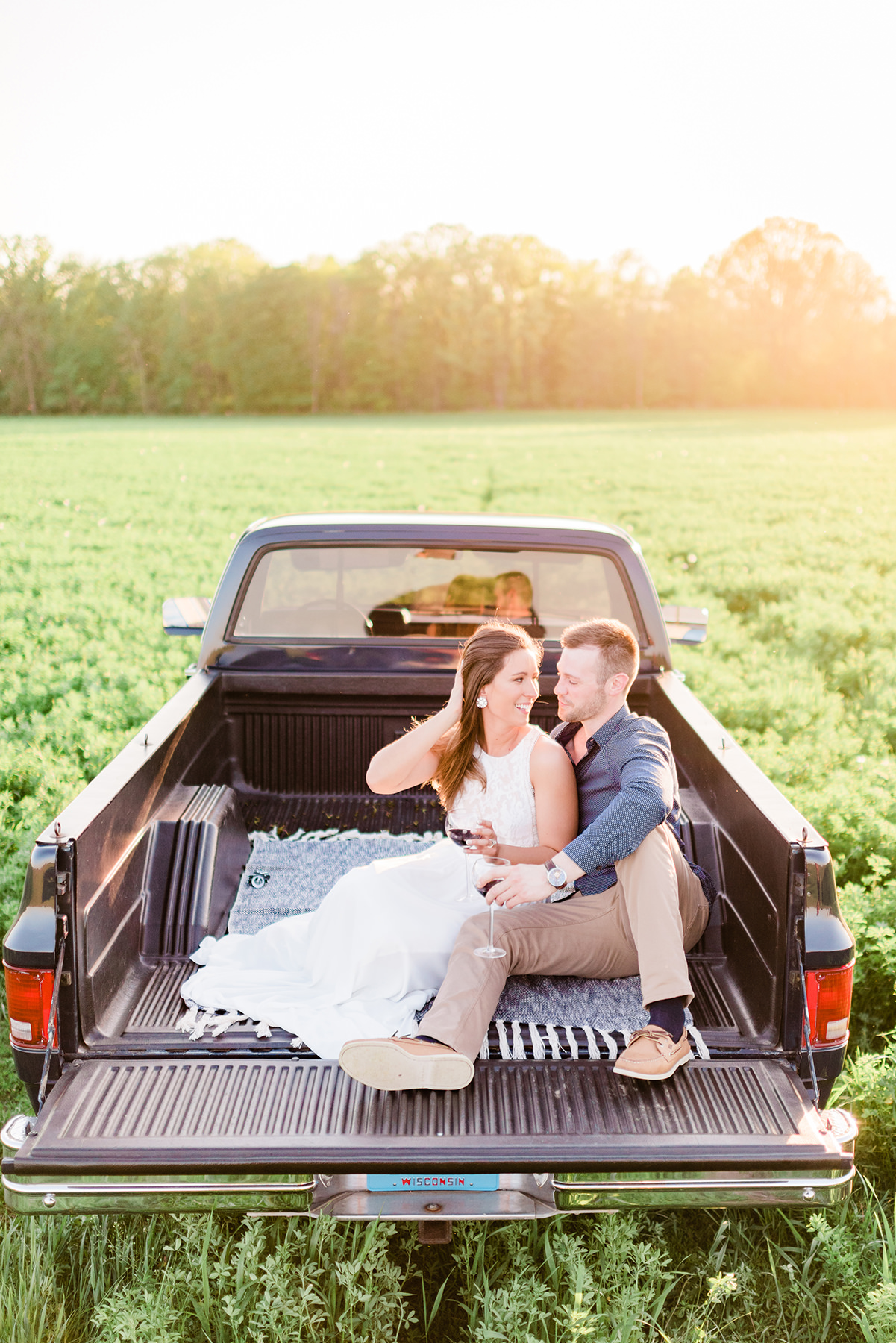 Elkhart Lake Engagement Session - Larissa Marie Photography