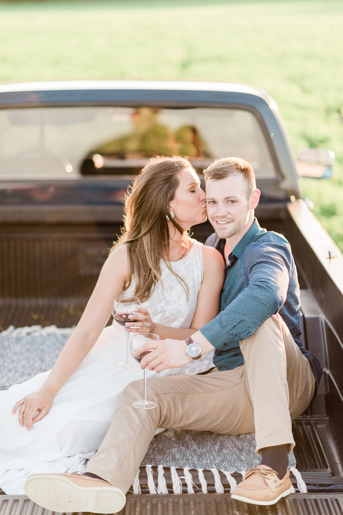 Elkhart Lake Engagement Session - Larissa Marie Photography