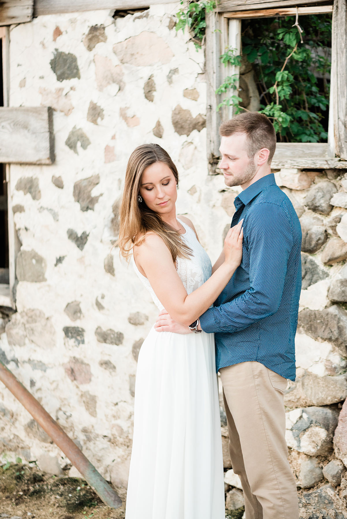 Elkhart Lake Engagement Session - Larissa Marie Photography