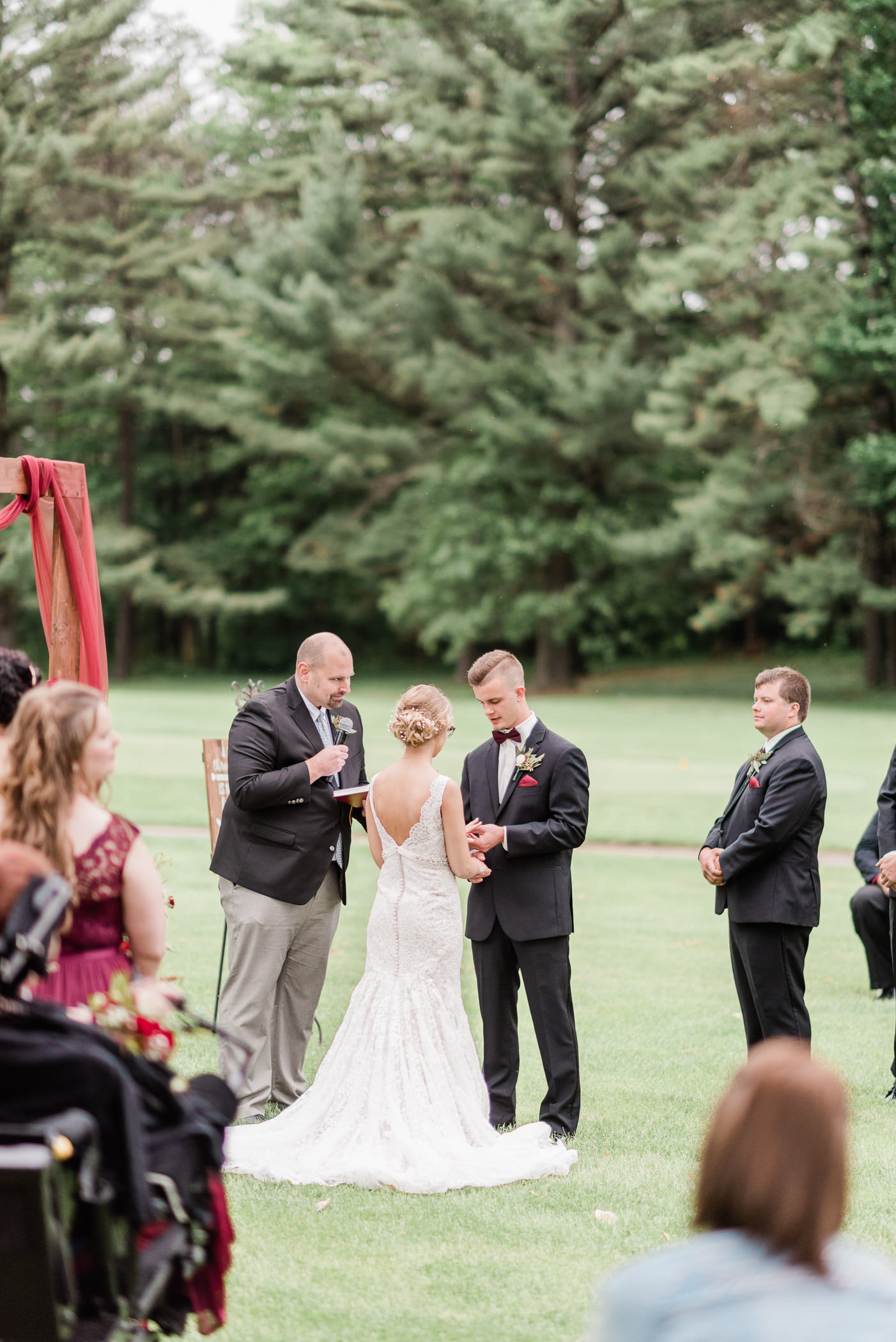 Bull's Eye Country Club, Wisconsin Rapids, WI Wedding Photographers