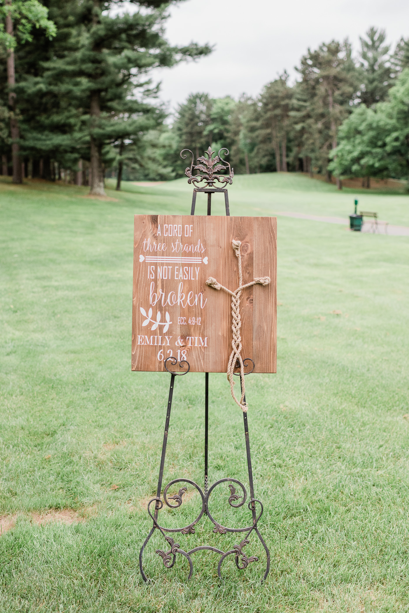 Bull's Eye Country Club, Wisconsin Rapids, WI Wedding Photographers