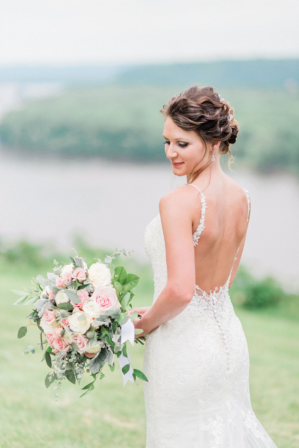 Dubuque, IA Wedding Photographer - Larissa Marie Photography