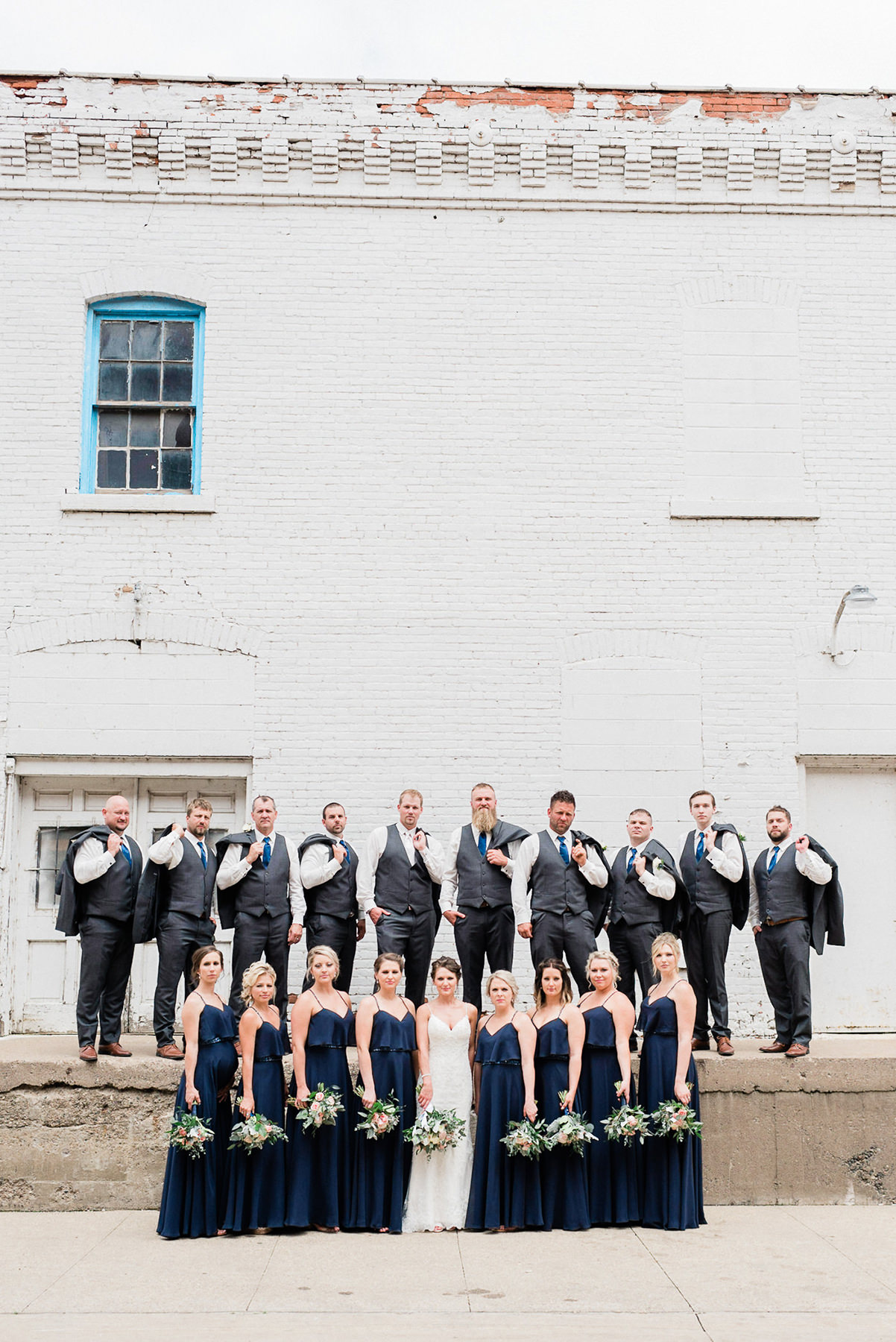 Dubuque, IA Wedding Photographers - Larissa Marie Photography