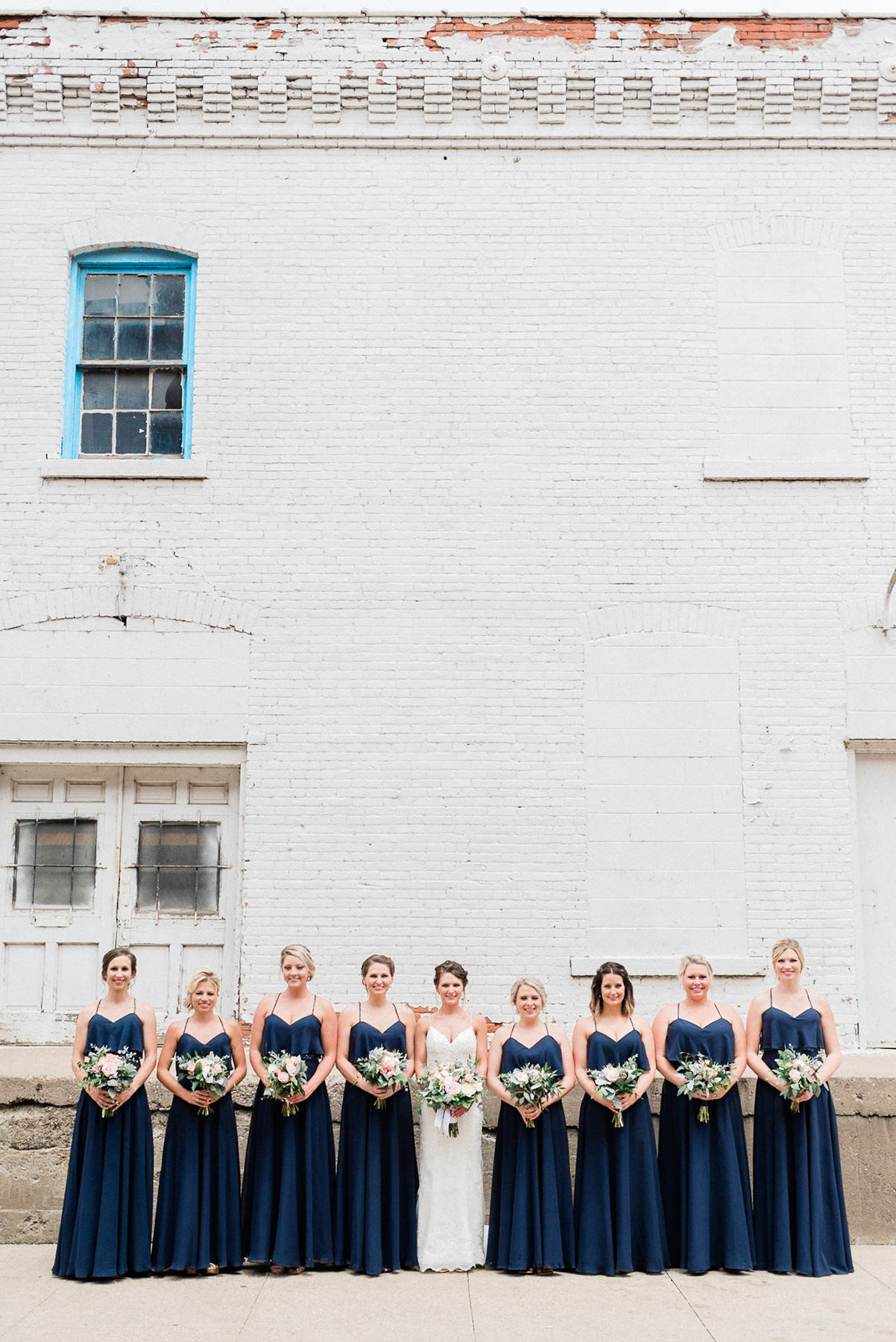 Dubuque, IA Wedding Photographers - Larissa Marie Photography