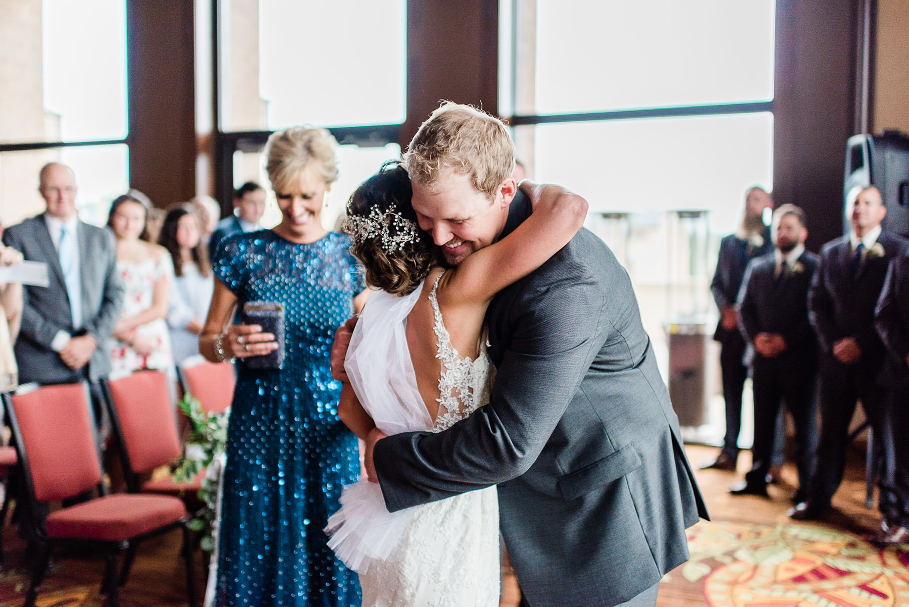 Diamond Jo Casino Wedding Photographer - Larissa Marie Photography