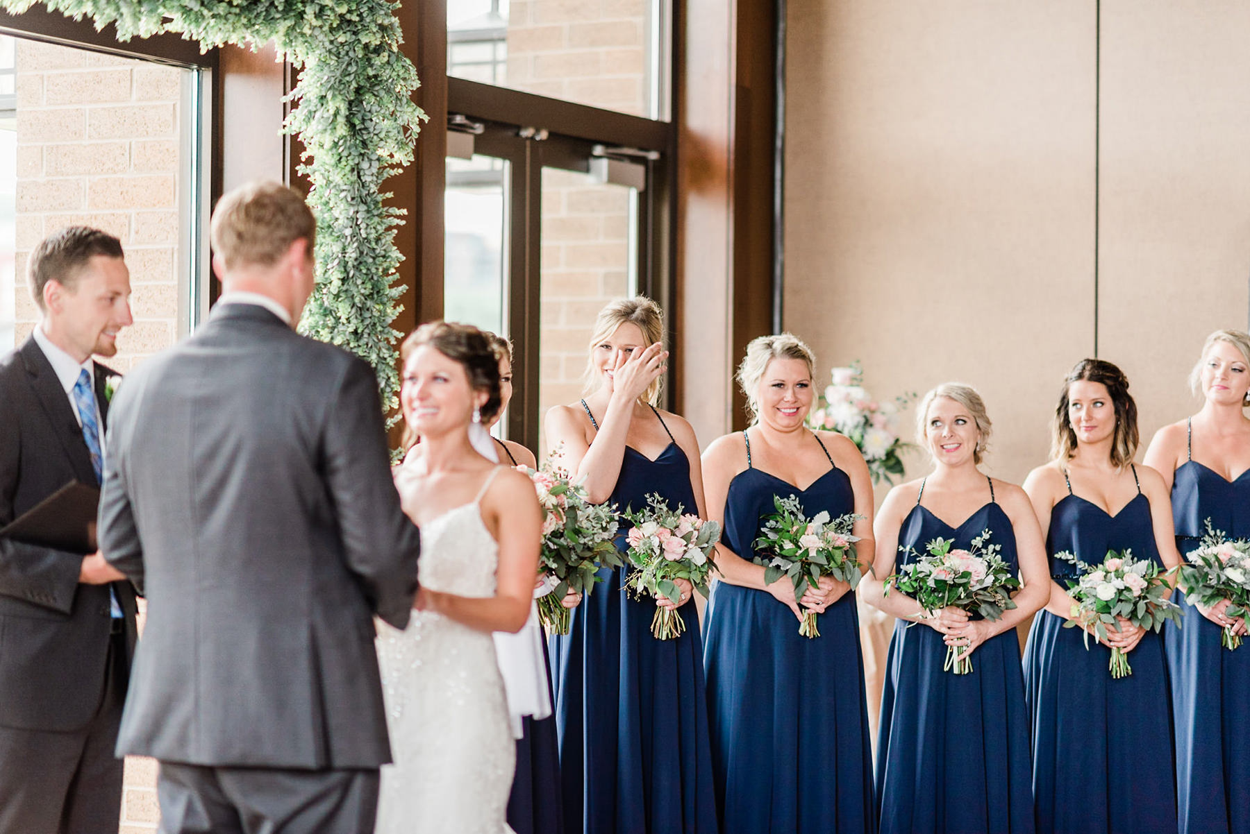 Diamond Jo Casino Wedding Photographer - Larissa Marie Photography