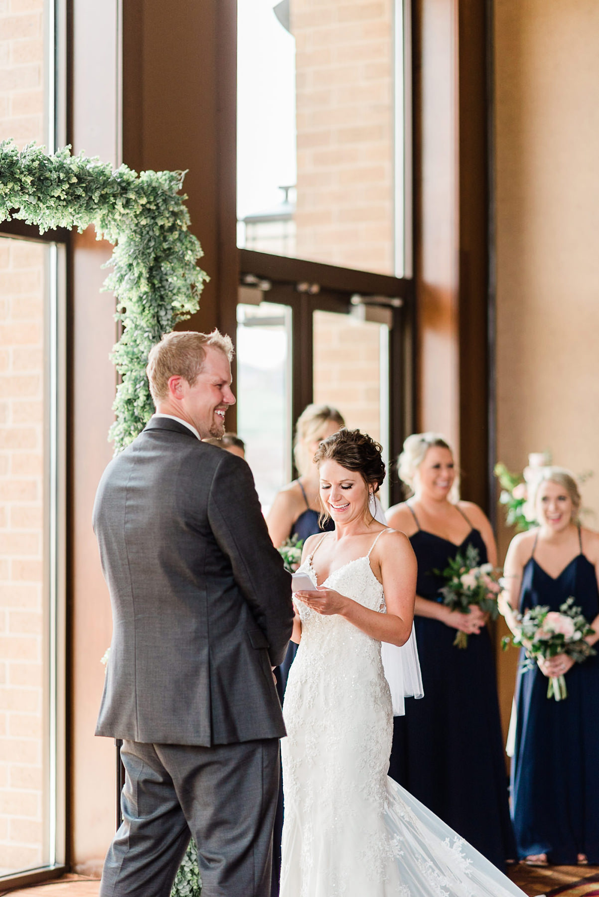 Diamond Jo Casino Wedding Photographer - Larissa Marie Photography