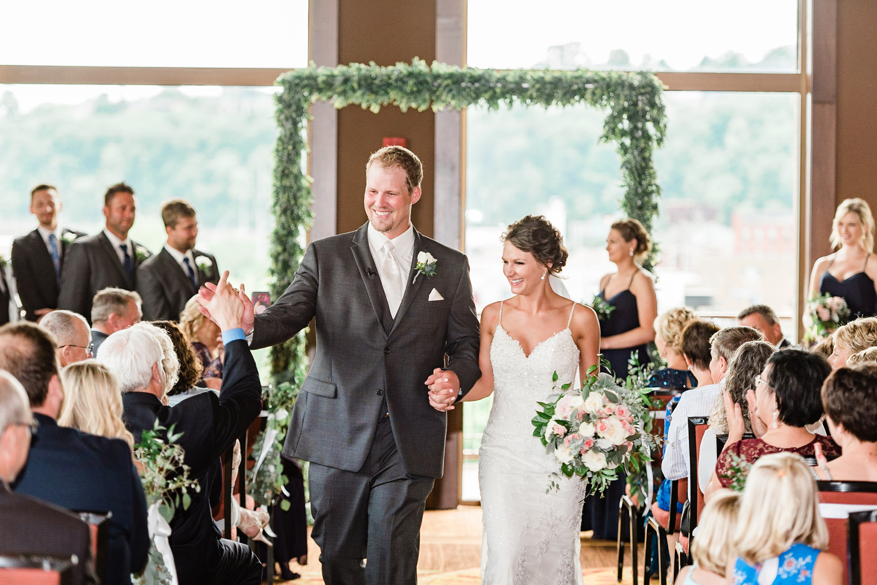 Diamond Jo Casino Wedding Photographer - Larissa Marie Photography