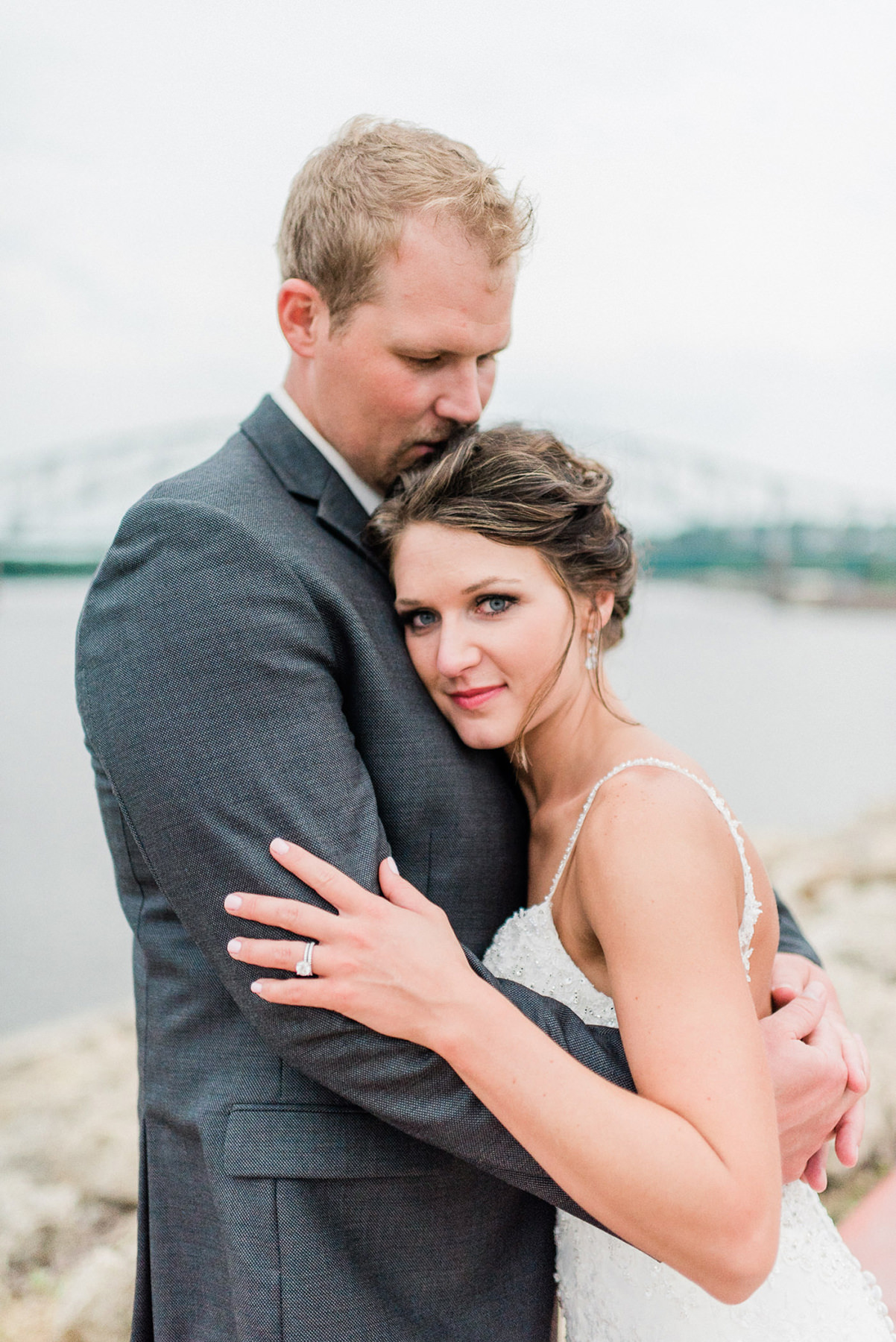 Diamond Jo Casino Wedding Photographer - Larissa Marie Photography