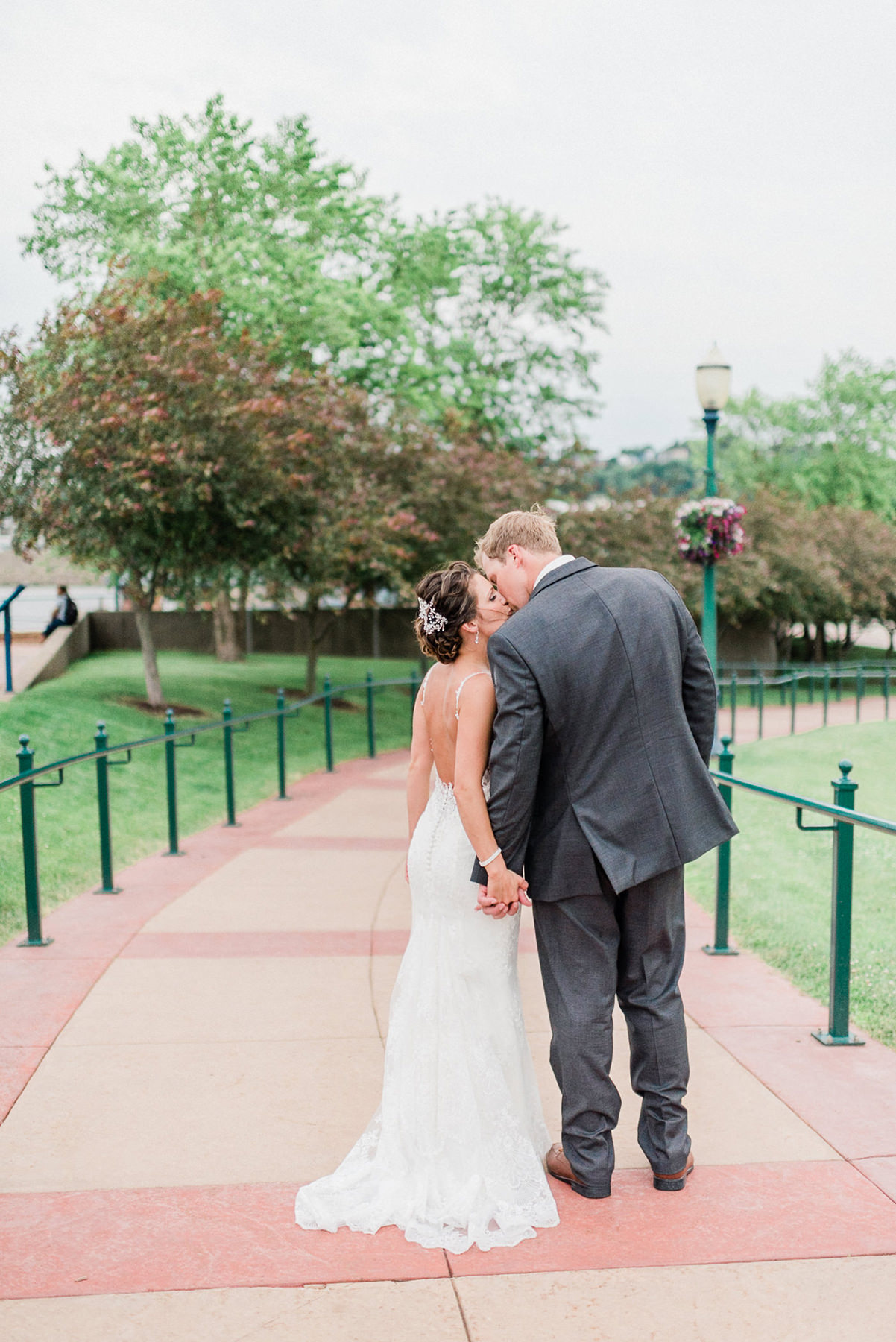 Diamond Jo Casino Wedding Photographer - Larissa Marie Photography