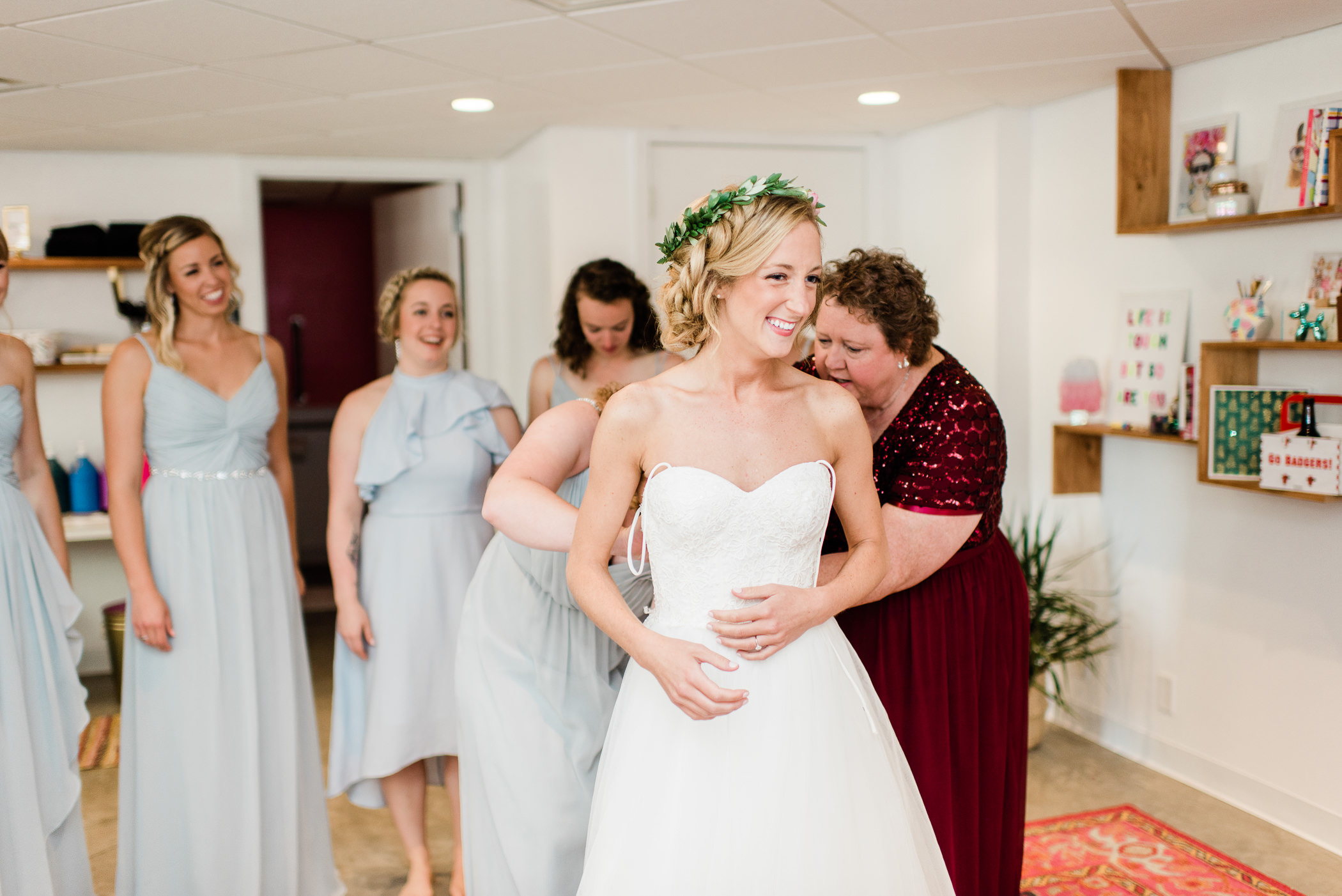 Lake Windsor Country Club Wedding Photographers - Larissa Marie Photography