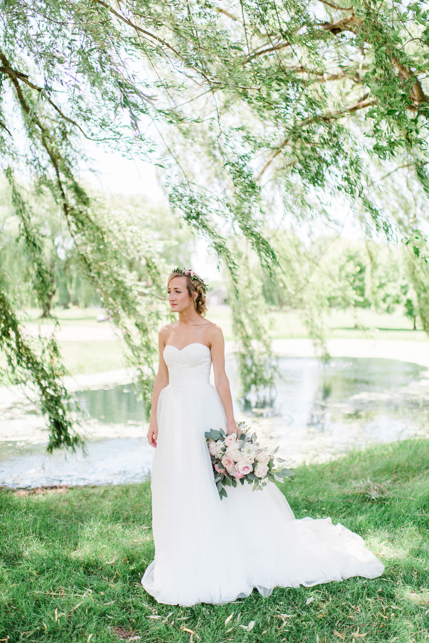 Lake Windsor Country Club Wedding Photographers - Larissa Marie Photography