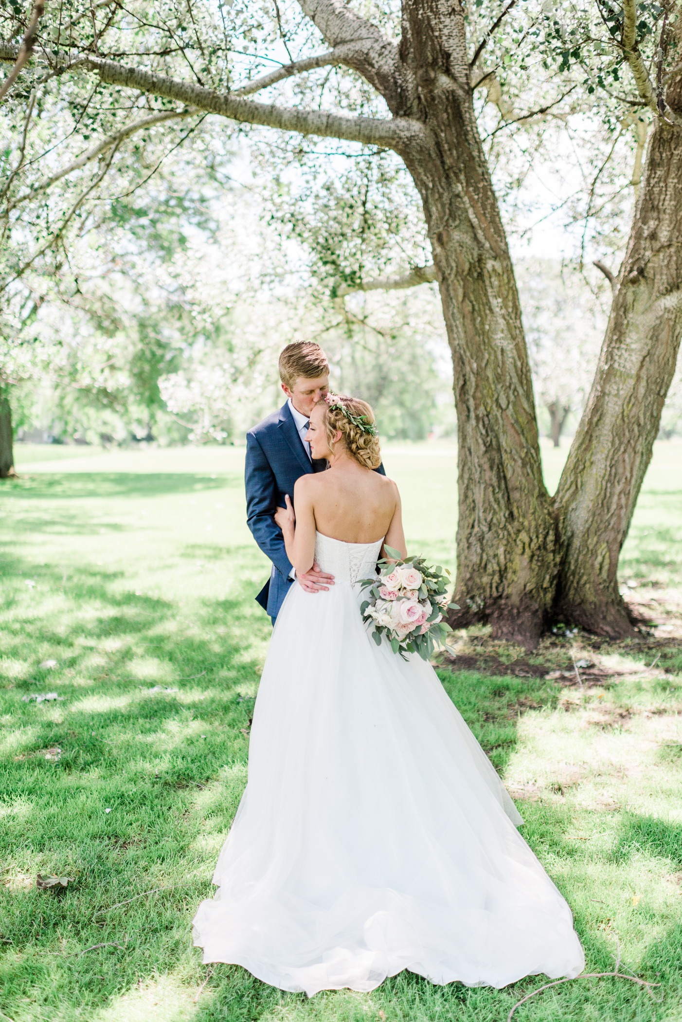 Lake Windsor Country Club Wedding Photographers - Larissa Marie Photography