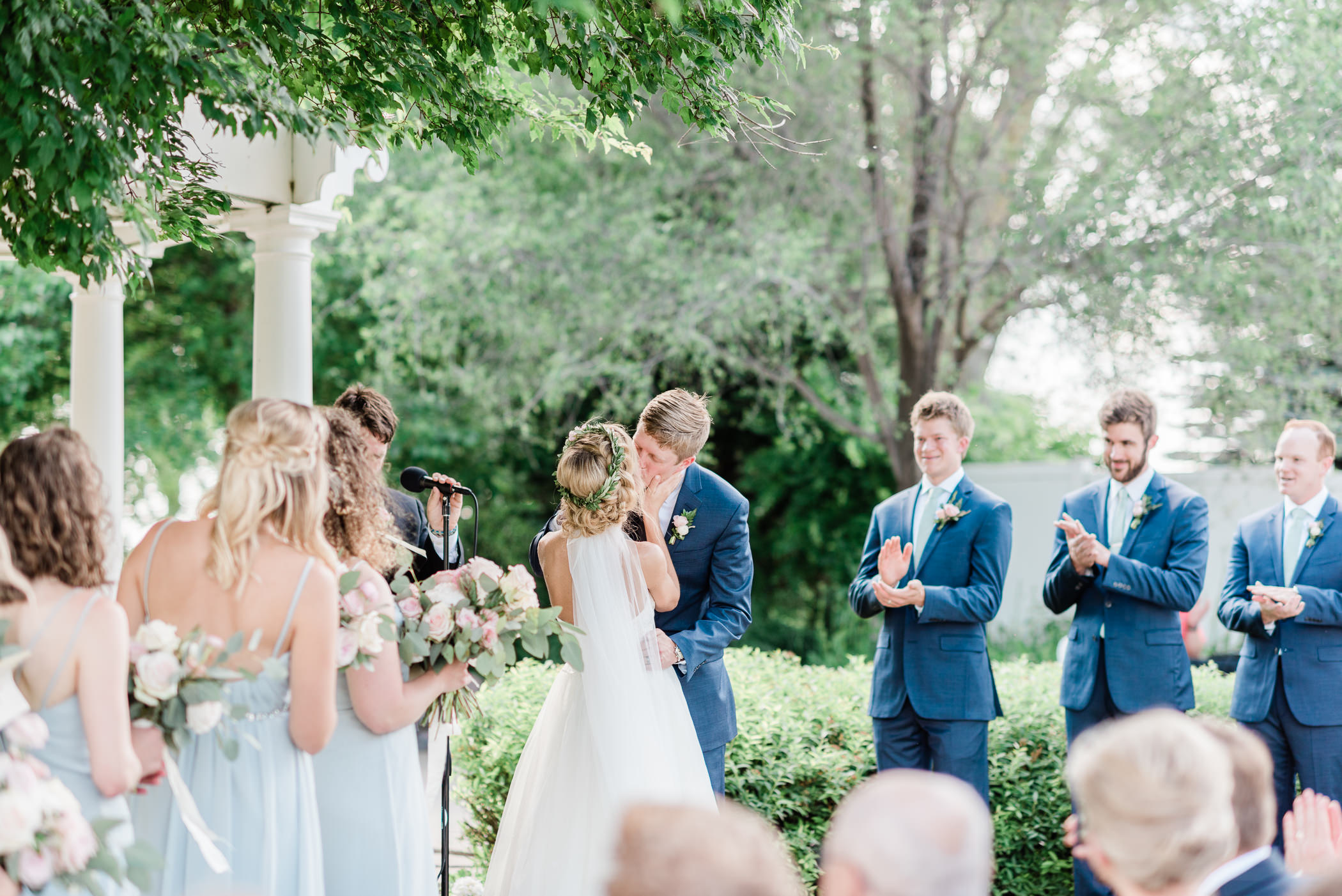 Lake Windsor Country Club Wedding Photographers - Larissa Marie Photography