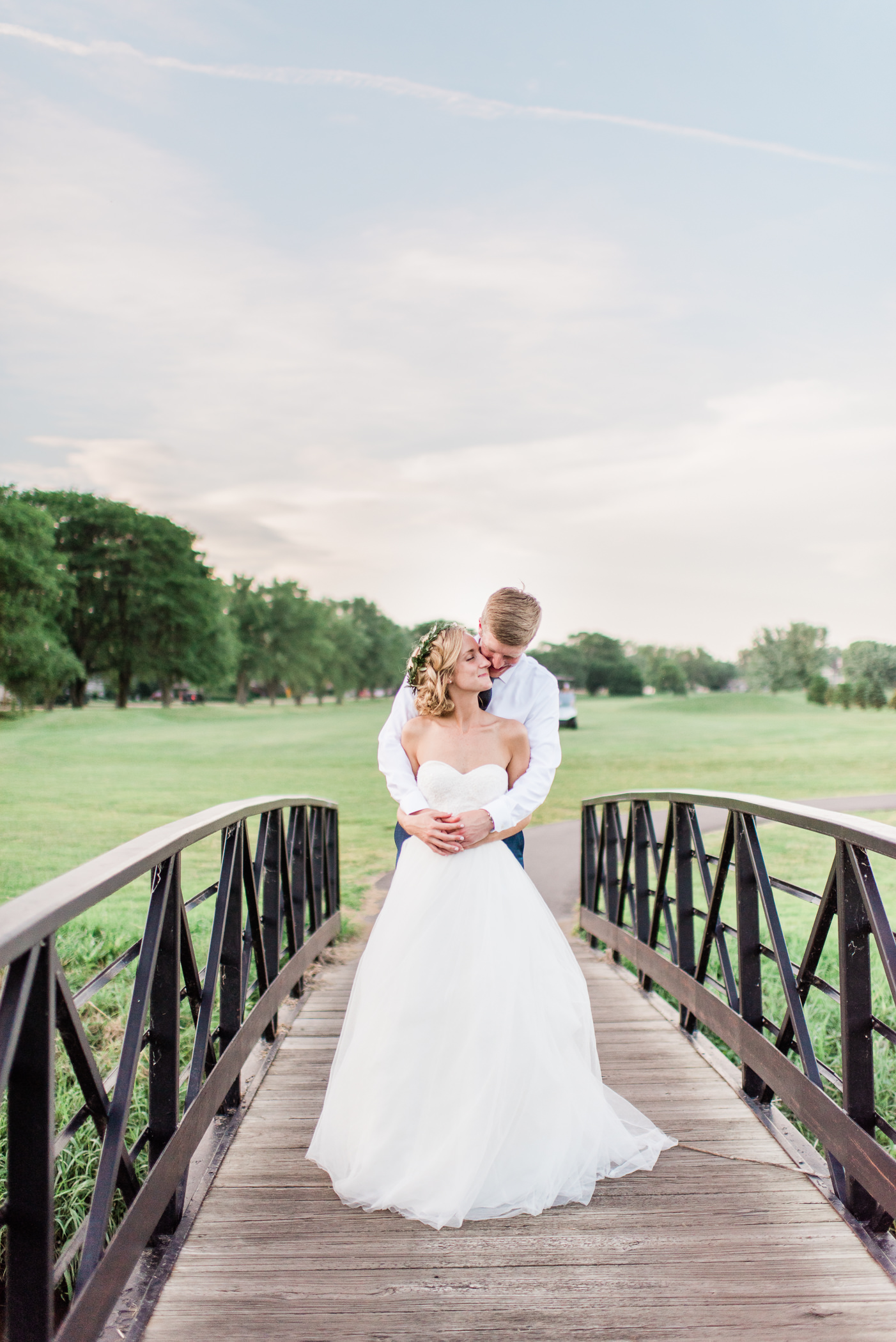 Lake Windsor Country Club Wedding Photographers - Larissa Marie Photography