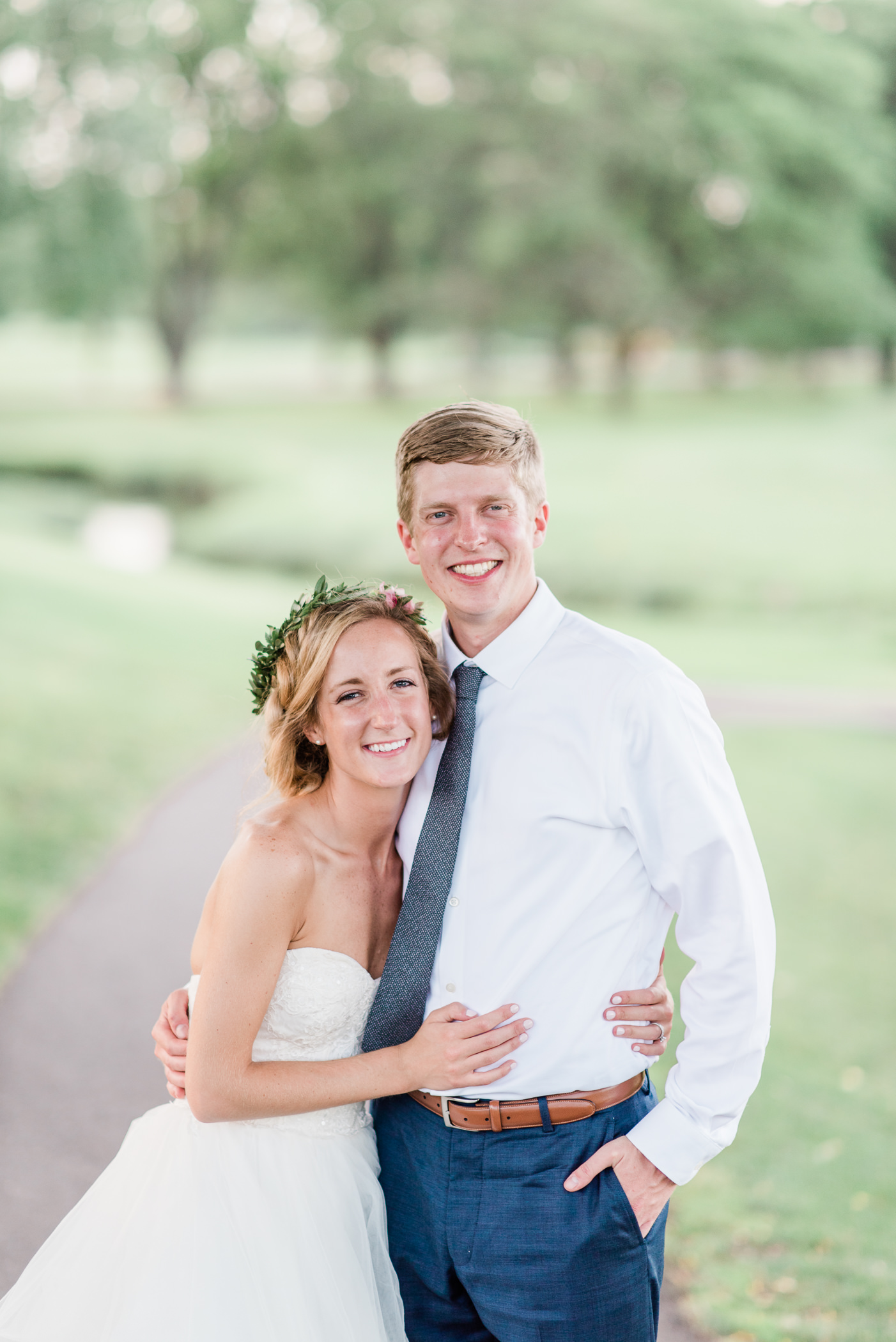 Lake Windsor Country Club Wedding Photographers - Larissa Marie Photography