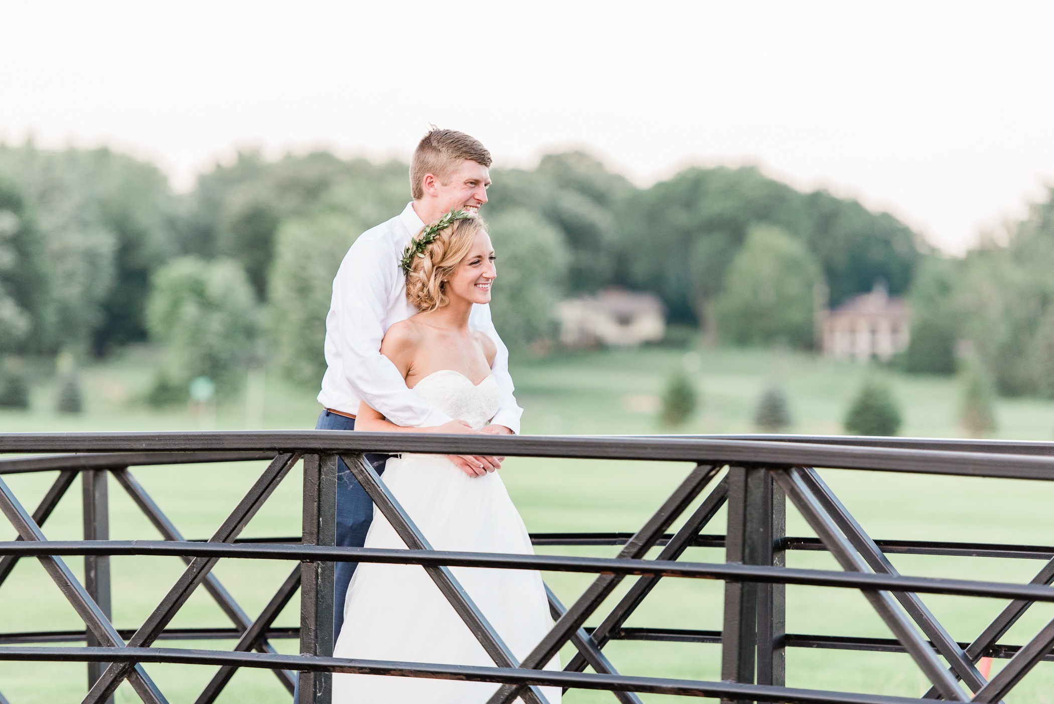 Lake Windsor Country Club Wedding Photographers - Larissa Marie Photography