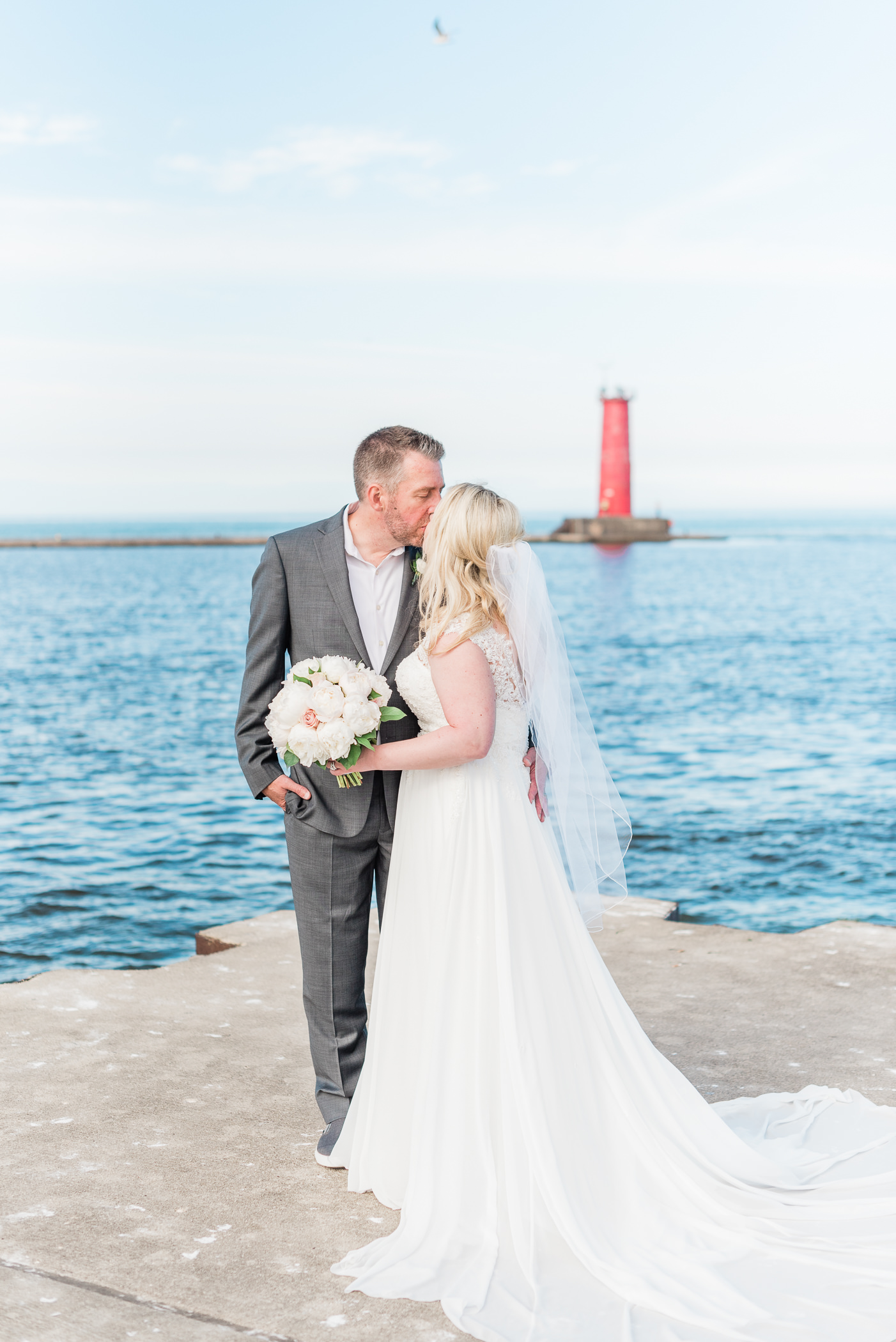 Sheboygan, WI Wedding Photographers - Larissa Marie Photography