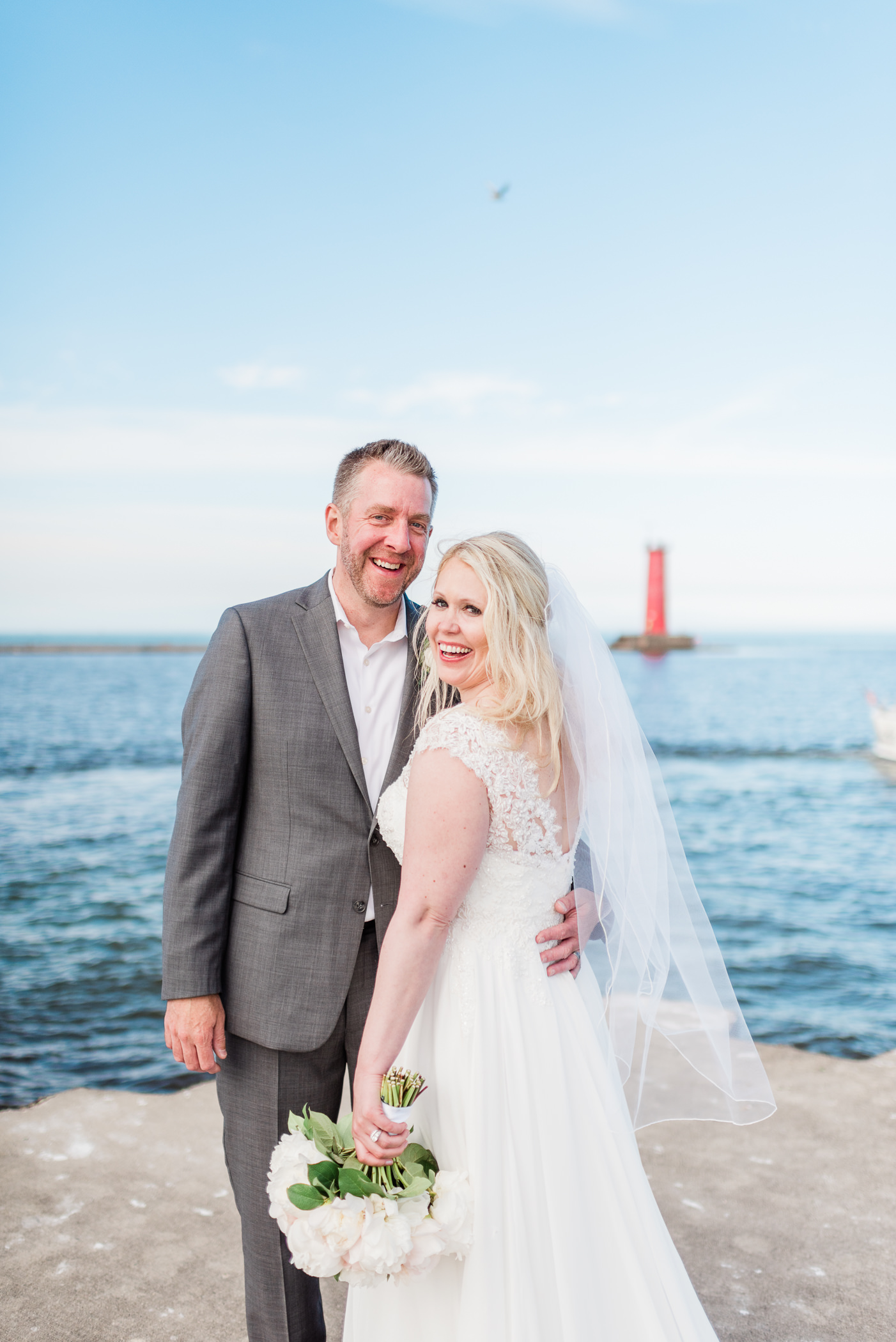 Sheboygan, WI Wedding Photographers - Larissa Marie Photography