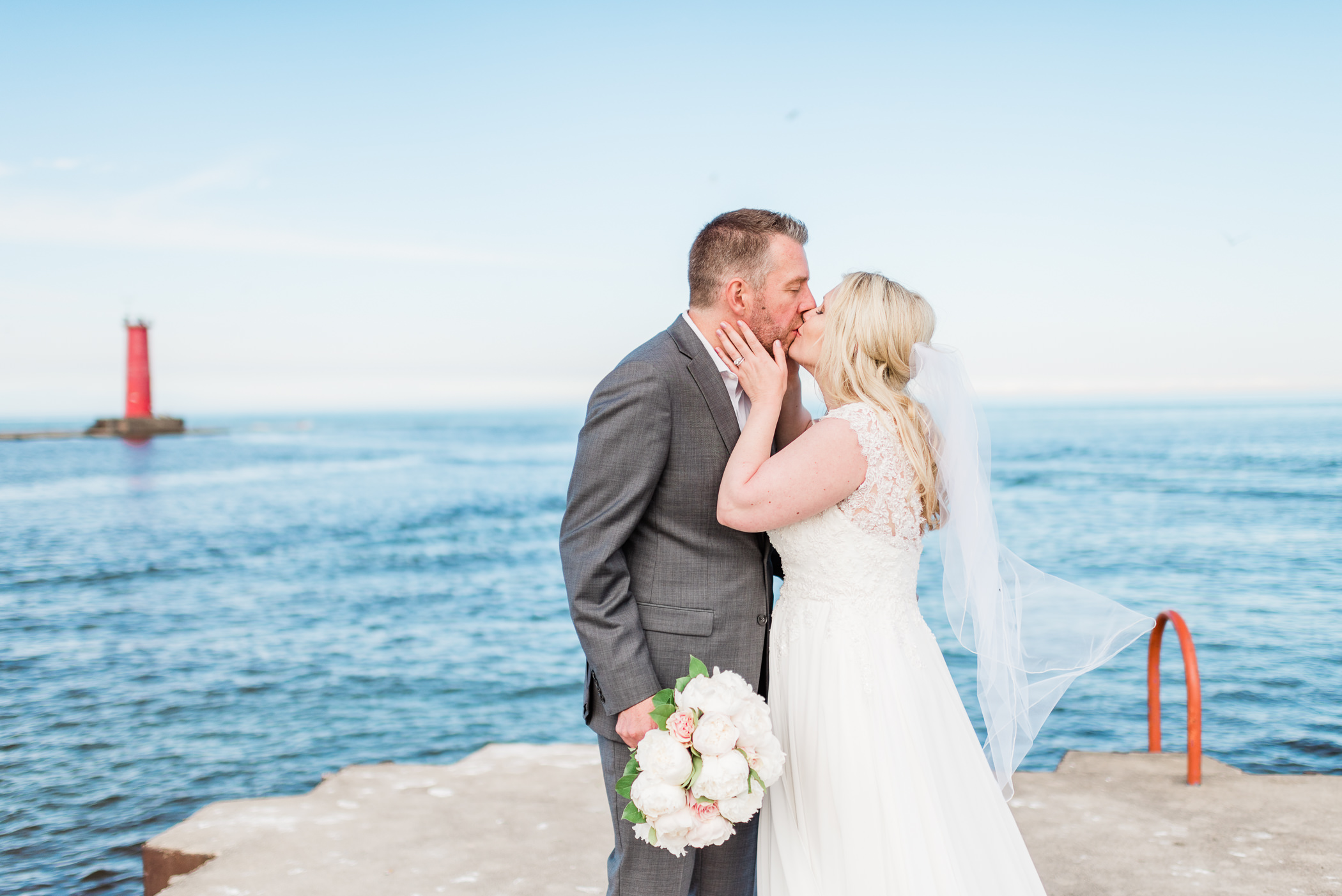 Sheboygan, WI Wedding Photographers - Larissa Marie Photography