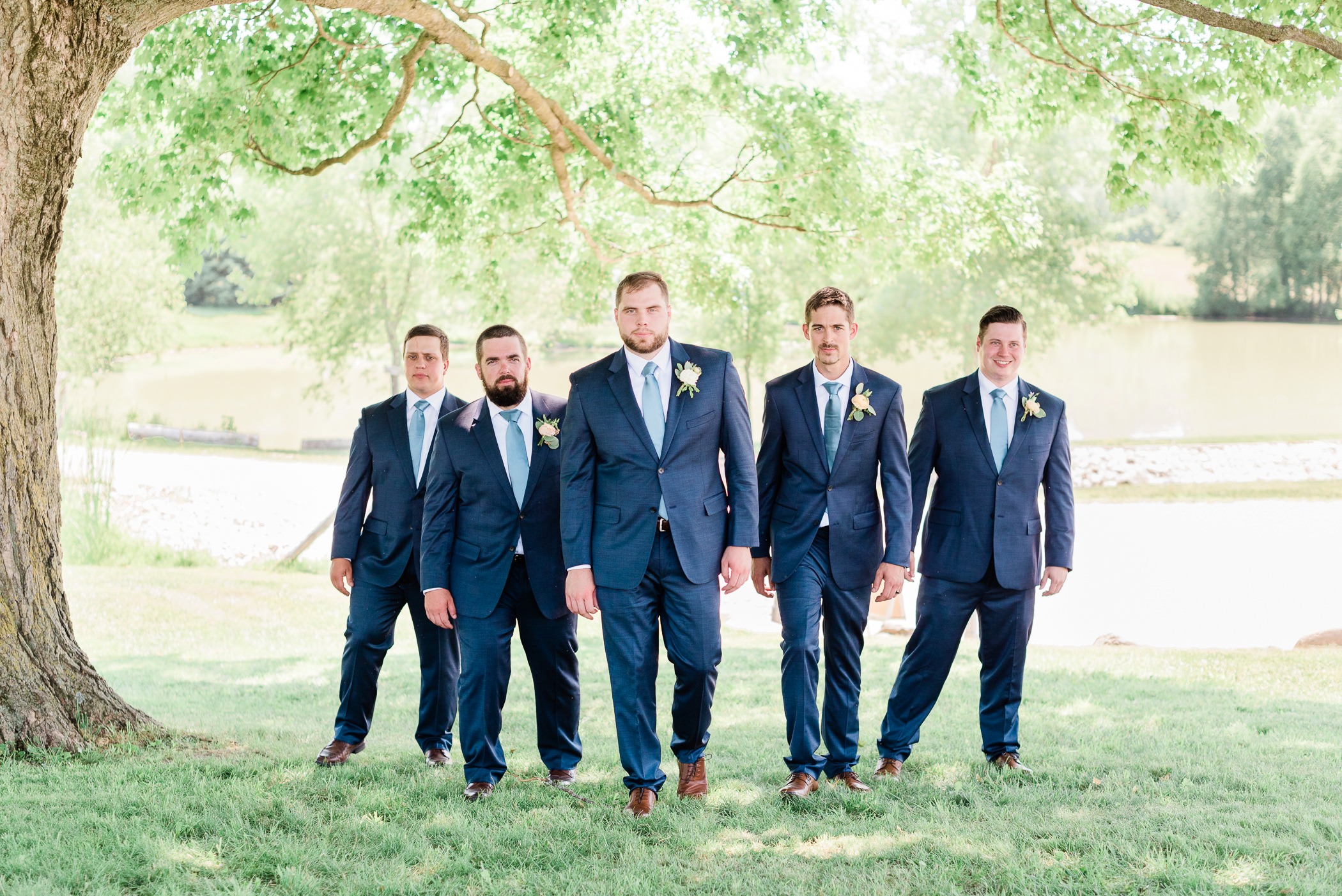 Pioneer Creek Farm Wedding Photographers - Larissa Marie Photography