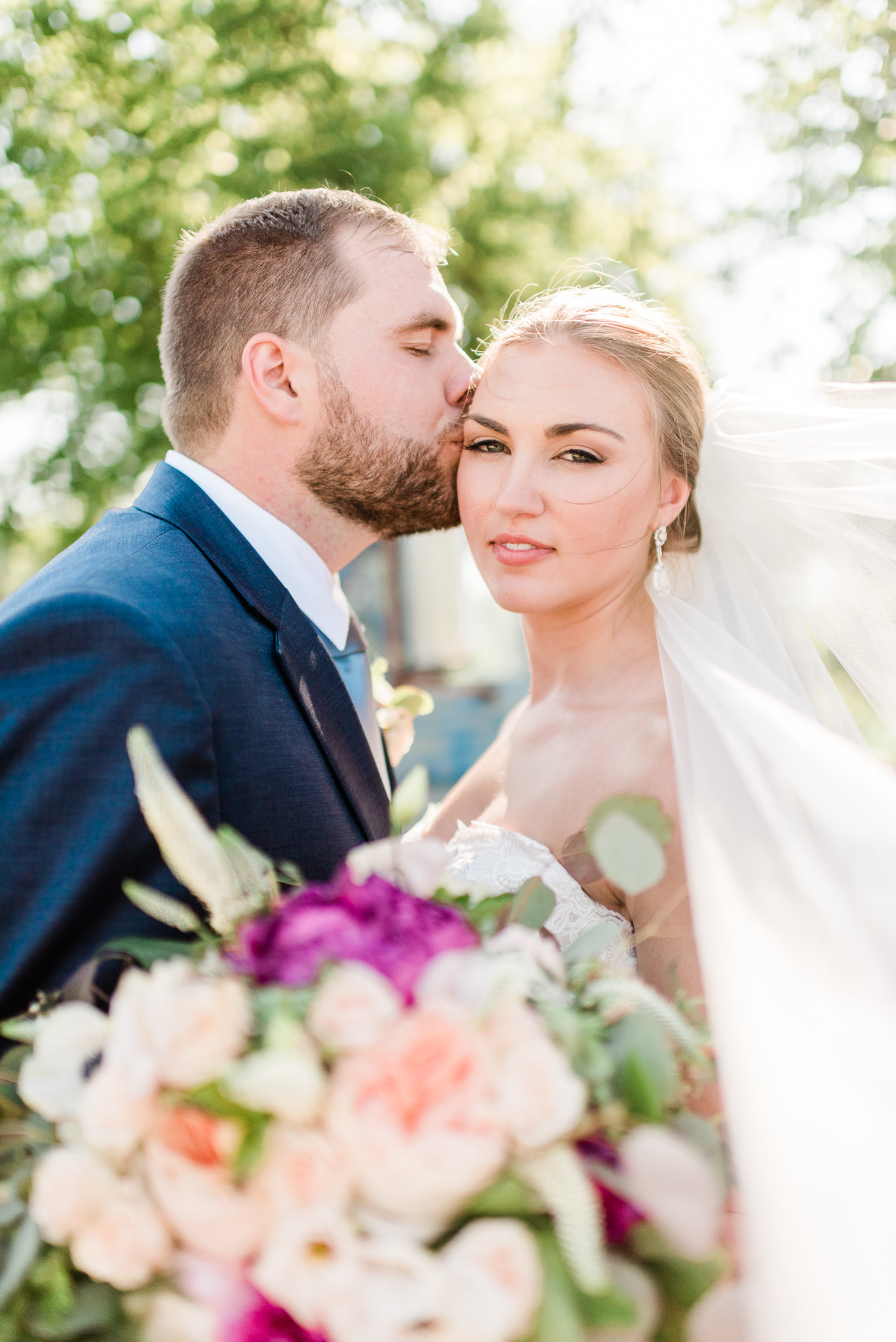 Pioneer Creek Farm Wedding Photographers - Larissa Marie Photography