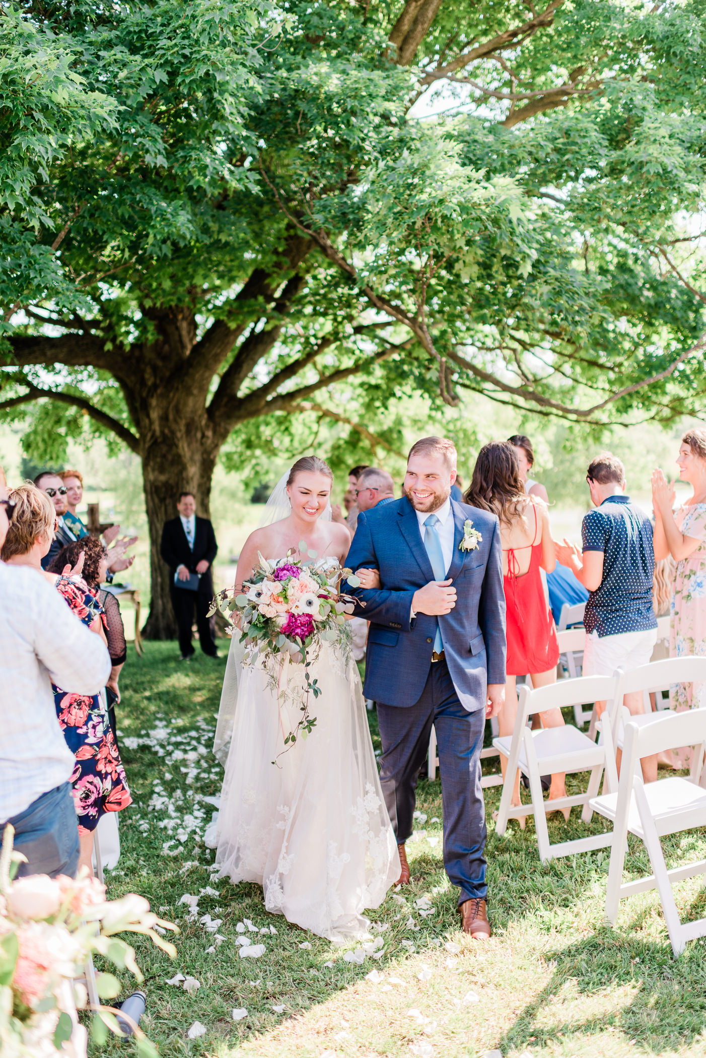 Pioneer Creek Farm Wedding Photographers - Larissa Marie Photography